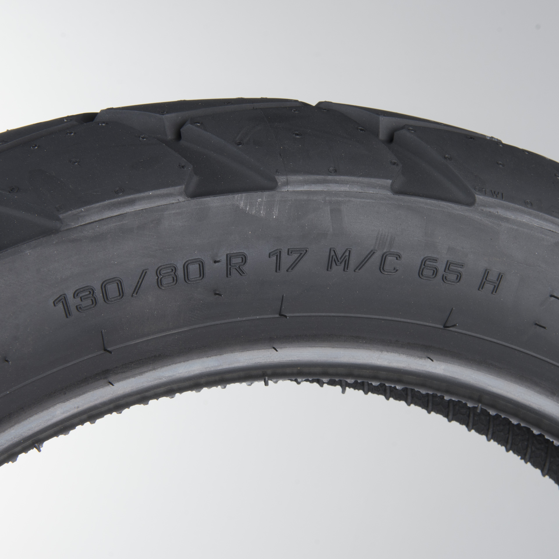 Metzeler Tourance MC Rear Tyre 130/80 R 17 M/C 65H TL