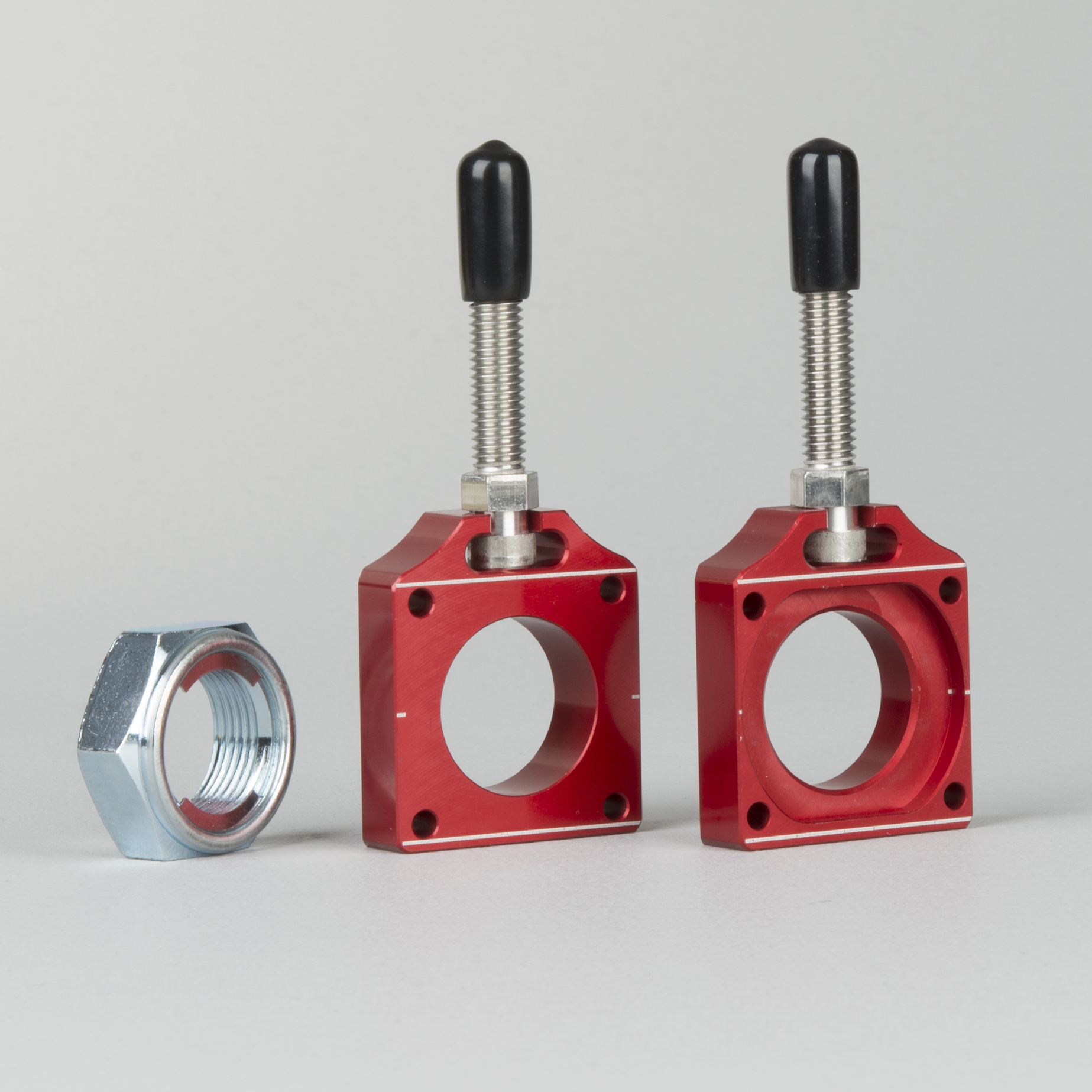 Achteras afstandhouder / bevestiging voor kettingspanner BOLT