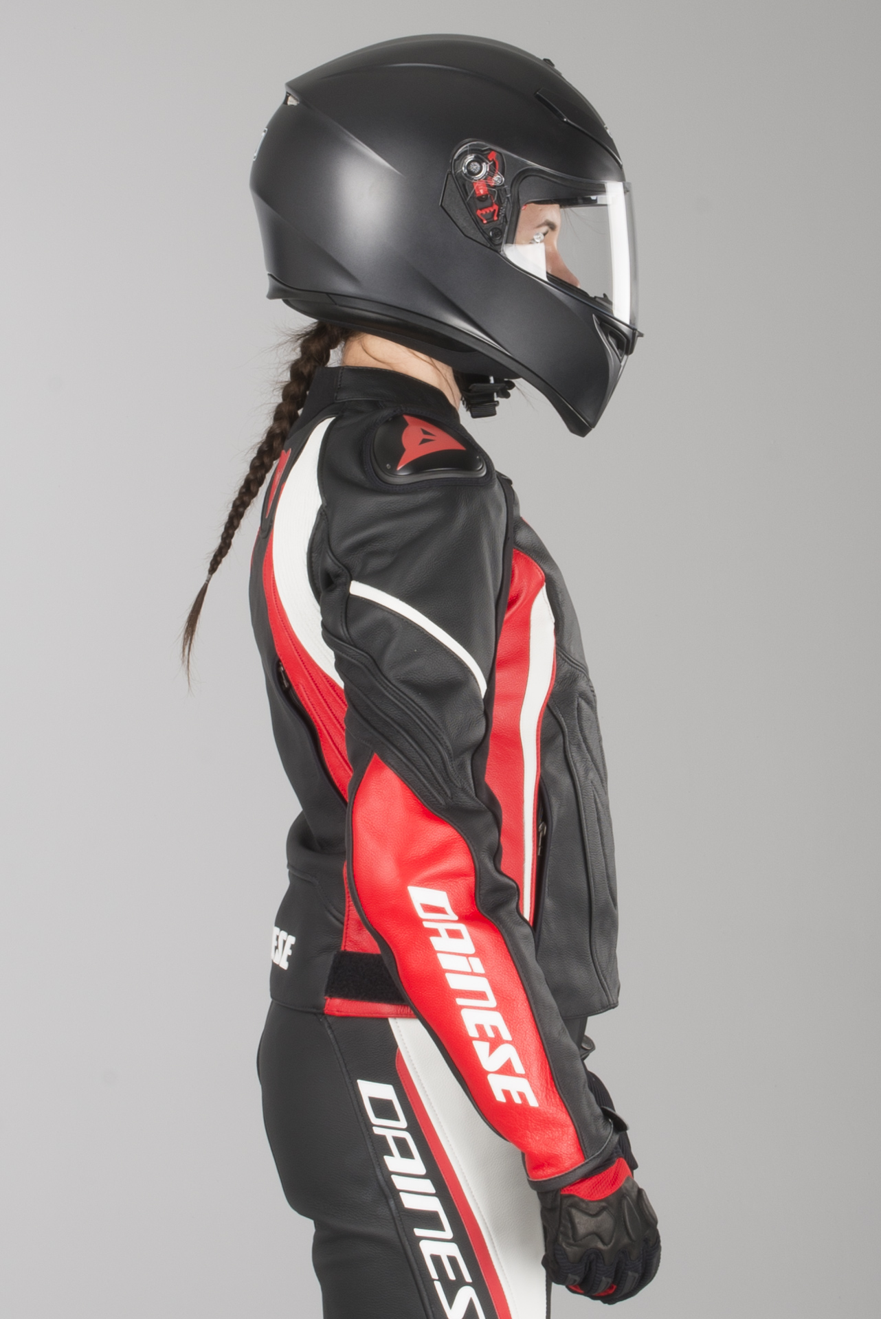 Skinnjakke Dame Dainese Avro D1 Svart Rød Hvit Nå 31% Du Skinnjakke Dame Dainese Avro D1 Svart Rød Hvit Nå 31% Du