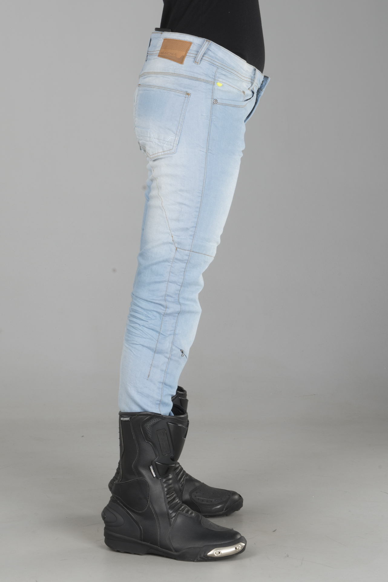 Vaqueros de Moto Mujer Macna Jenny Lavado