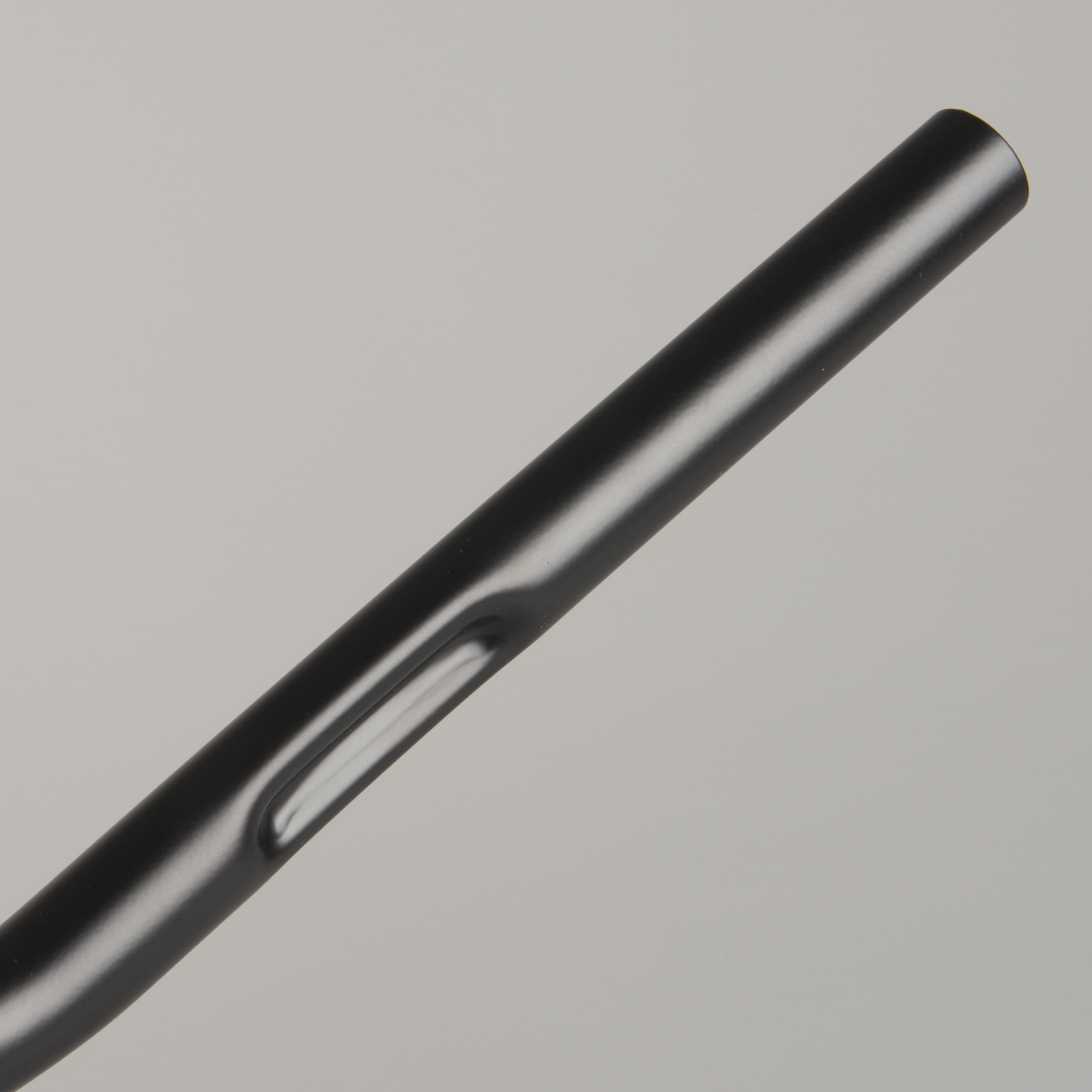 TRW Dragbar Medium Bars 25.4mm KK Black Steel