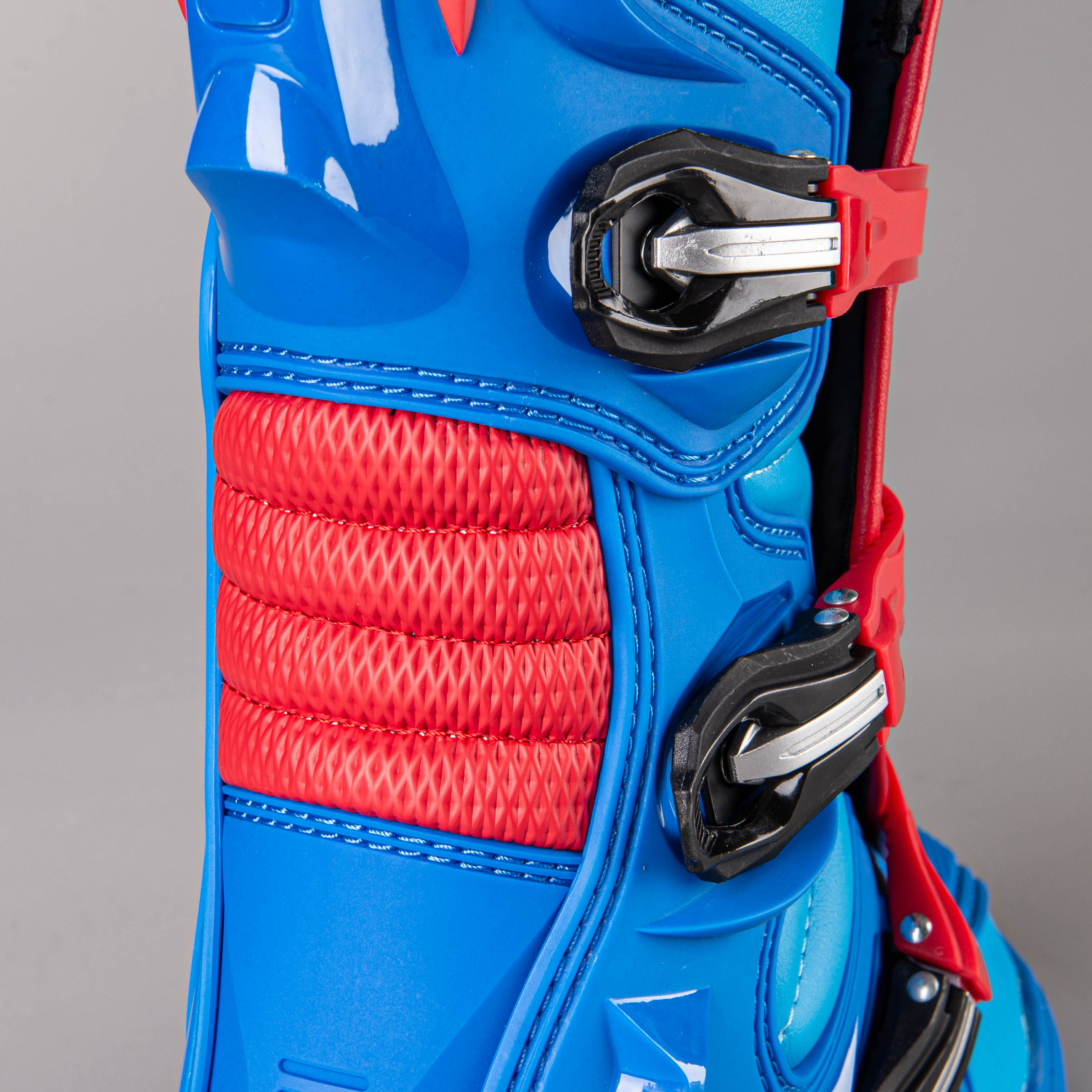 Raven Commander MX Boots