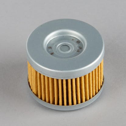 What Does an Oil Filter Do? - BG Automotive