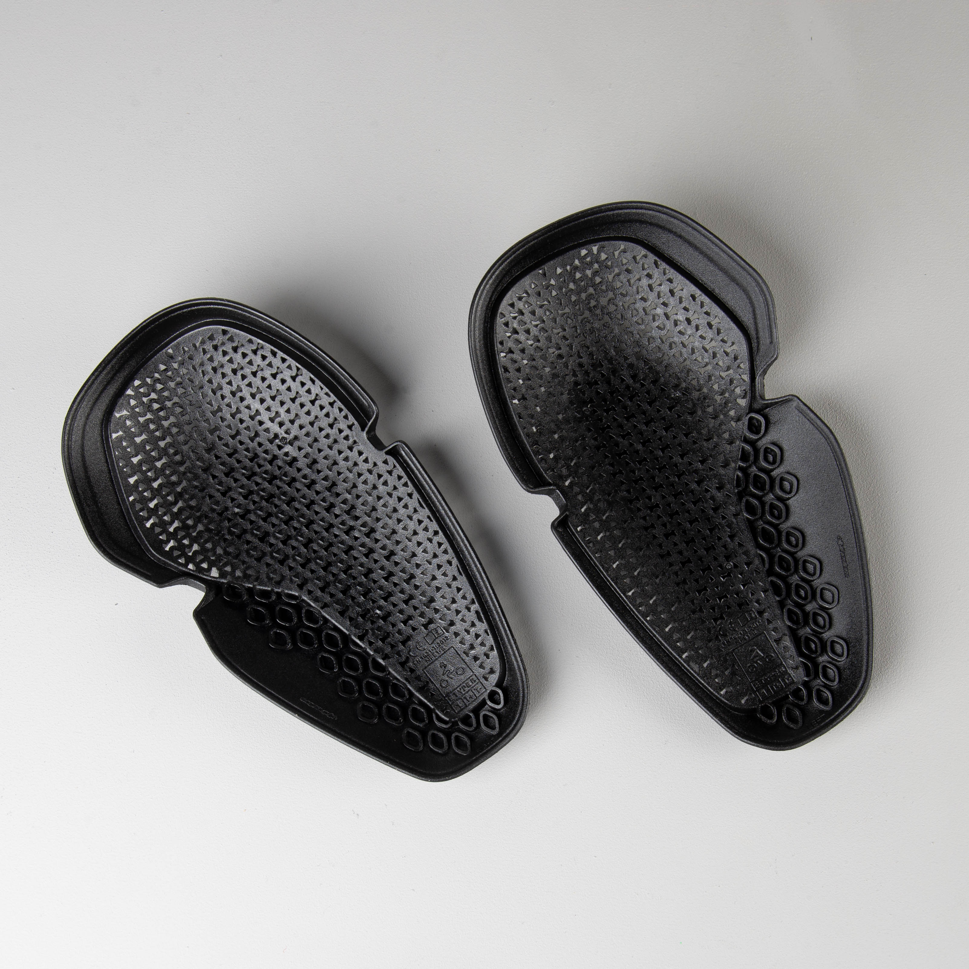 Protectores de Codo Alpinestars Nucleon Flex Plus Negros