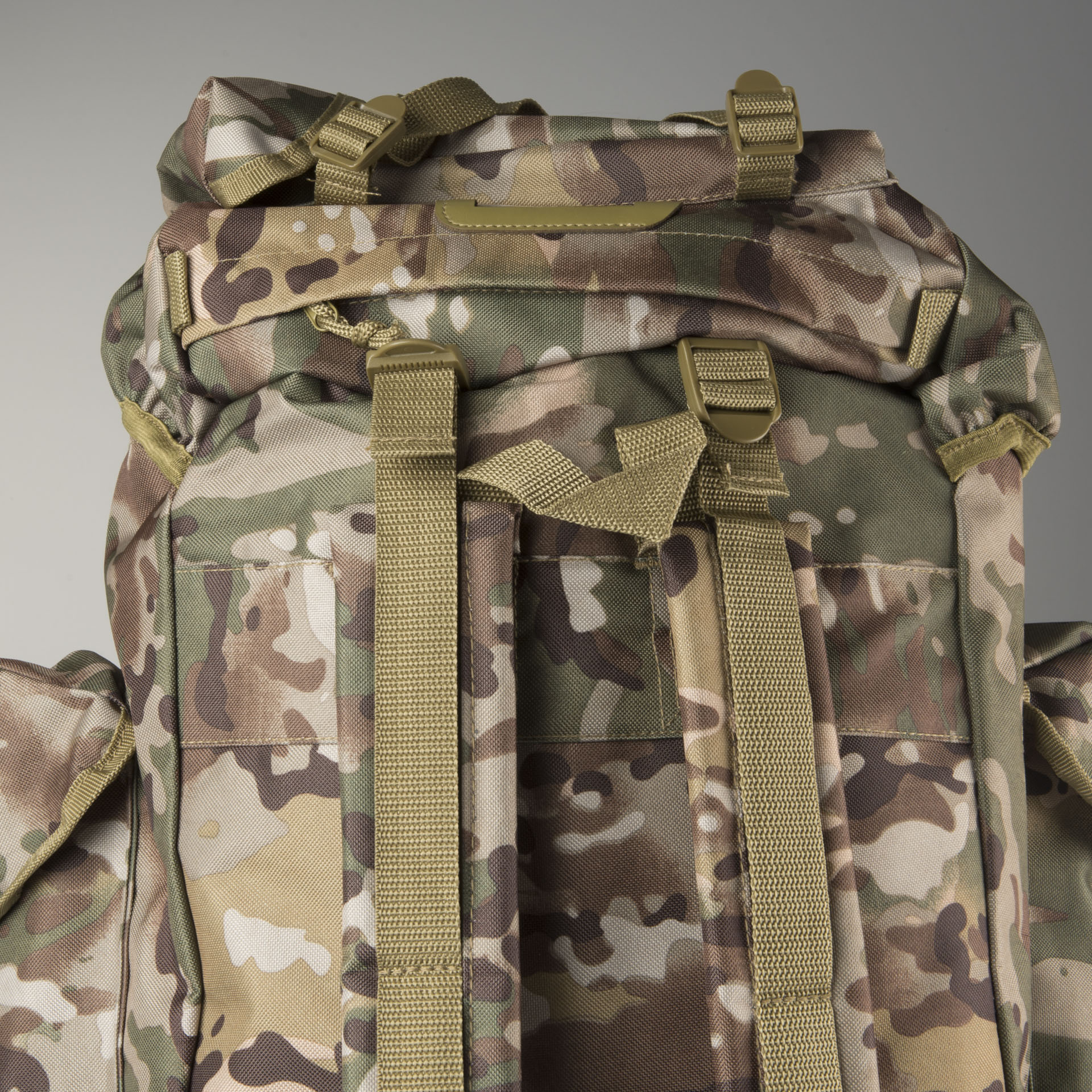 Mochila Brandit Nylon Tactical C 65L