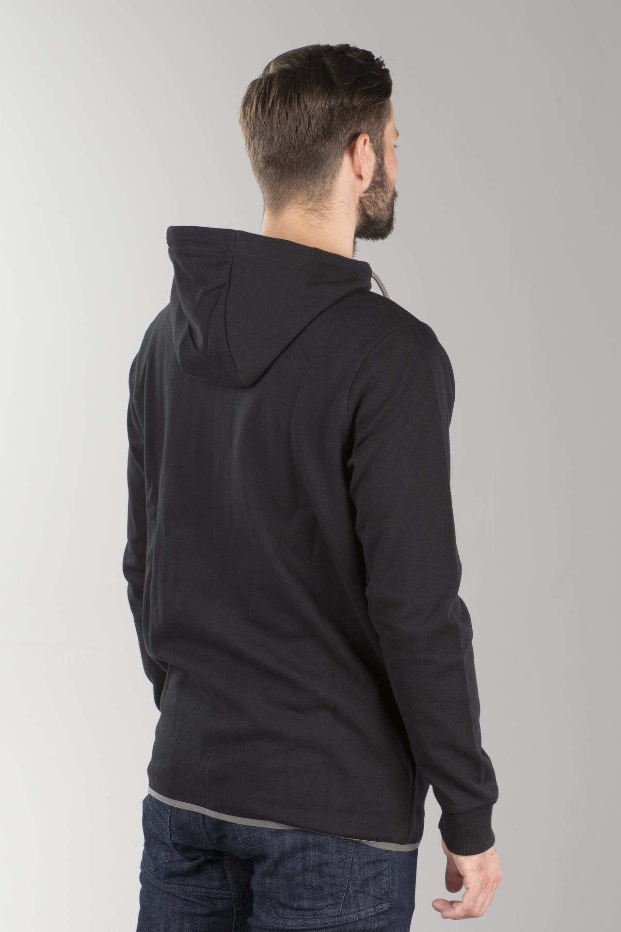 Chaqueta con capucha Sledstore
