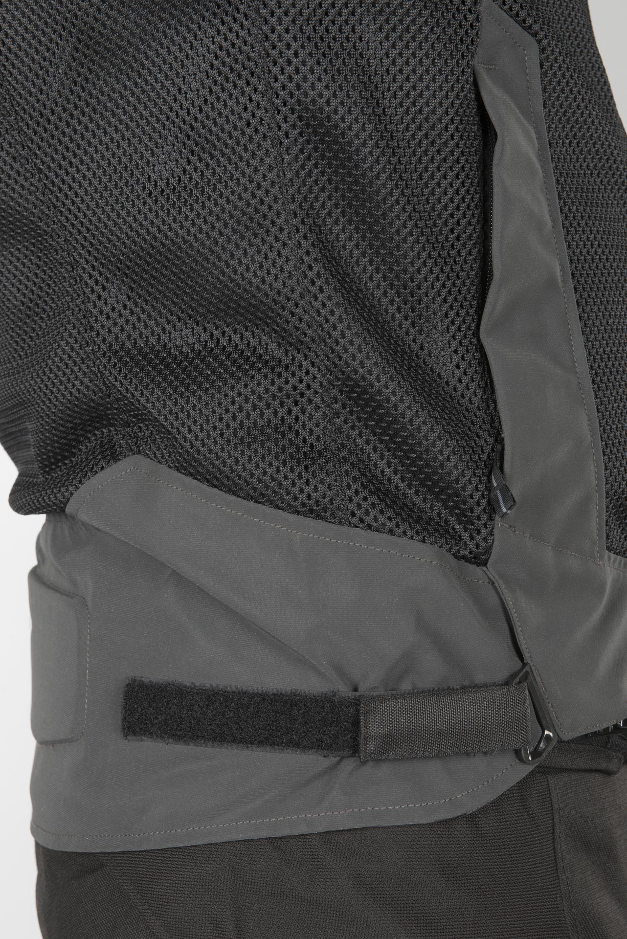 Macna Velocity Night Eye Jacket -Reflective strips