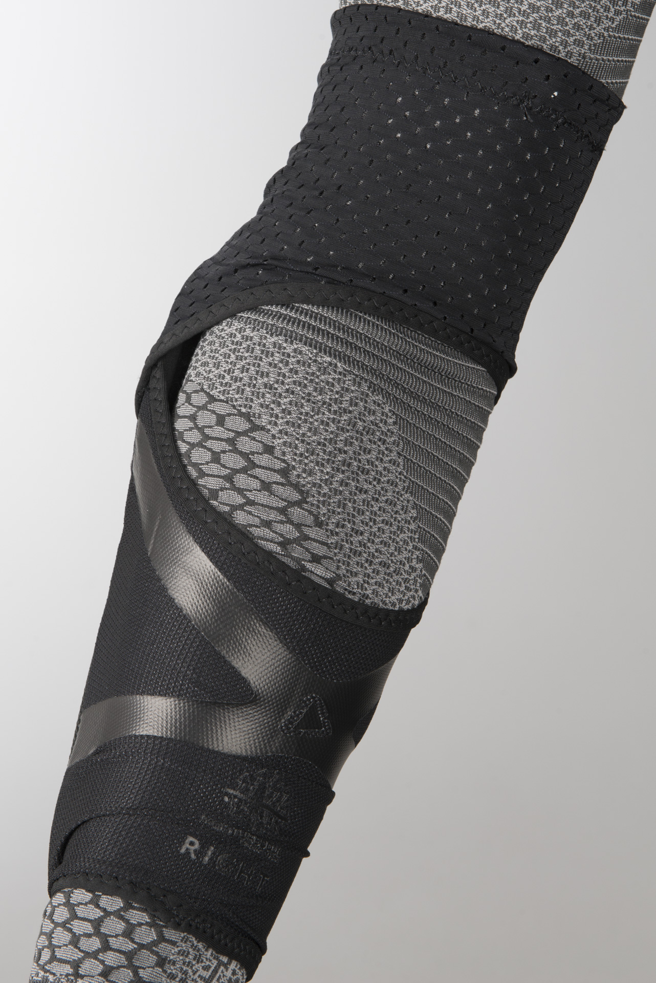 Coderas Leatt 3DF Hybrid Negras