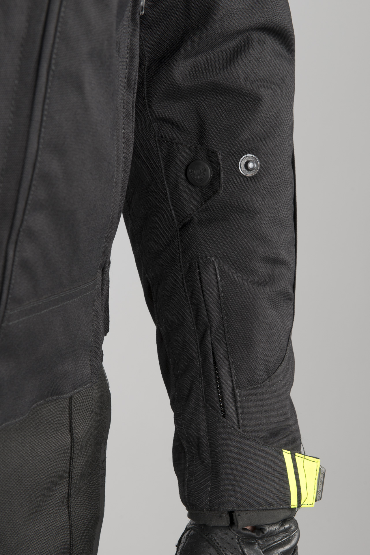 ON BOARD Addict Evo 4s MC Jacket