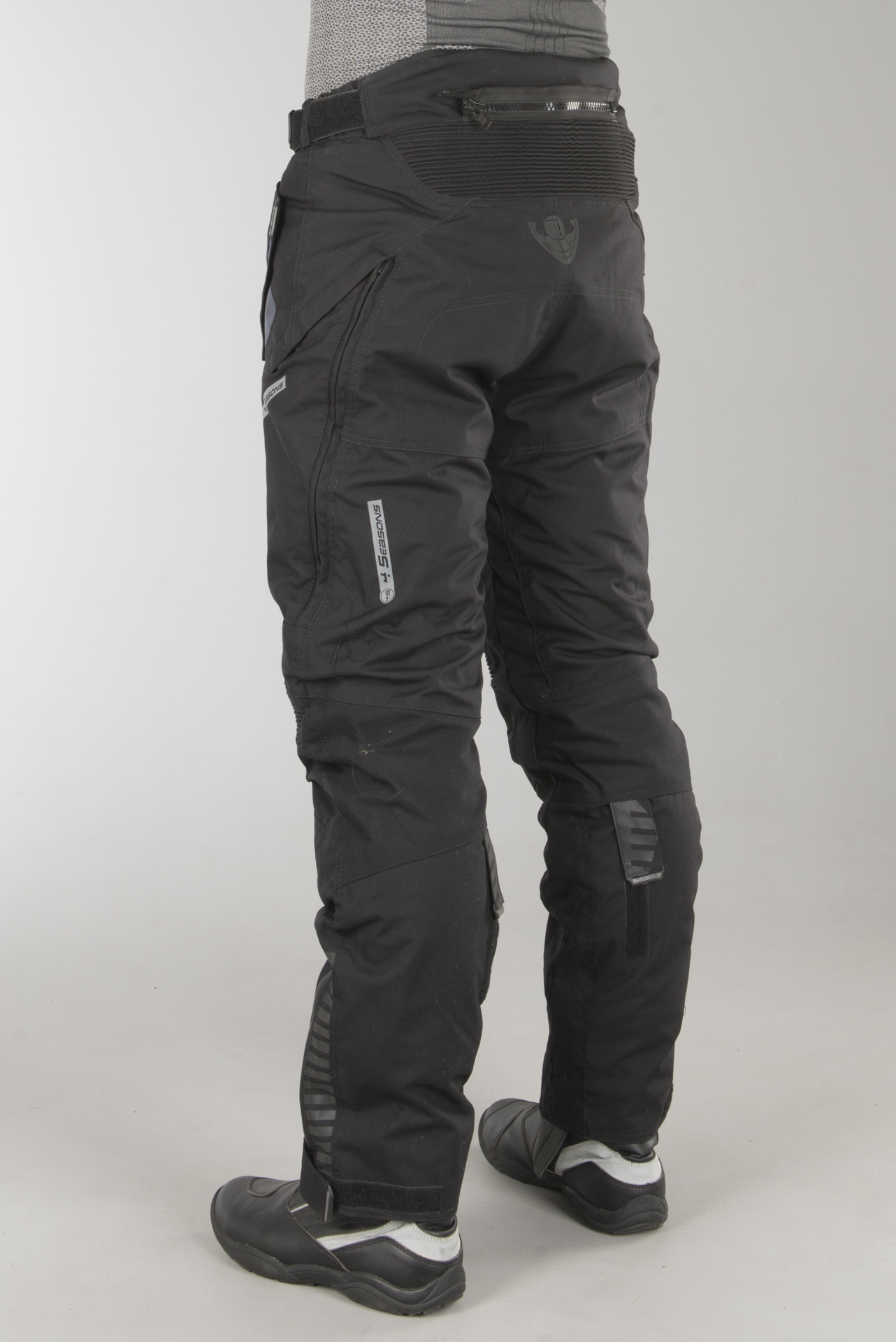 ON BOARD Stone 4 Seasons MC Trousers