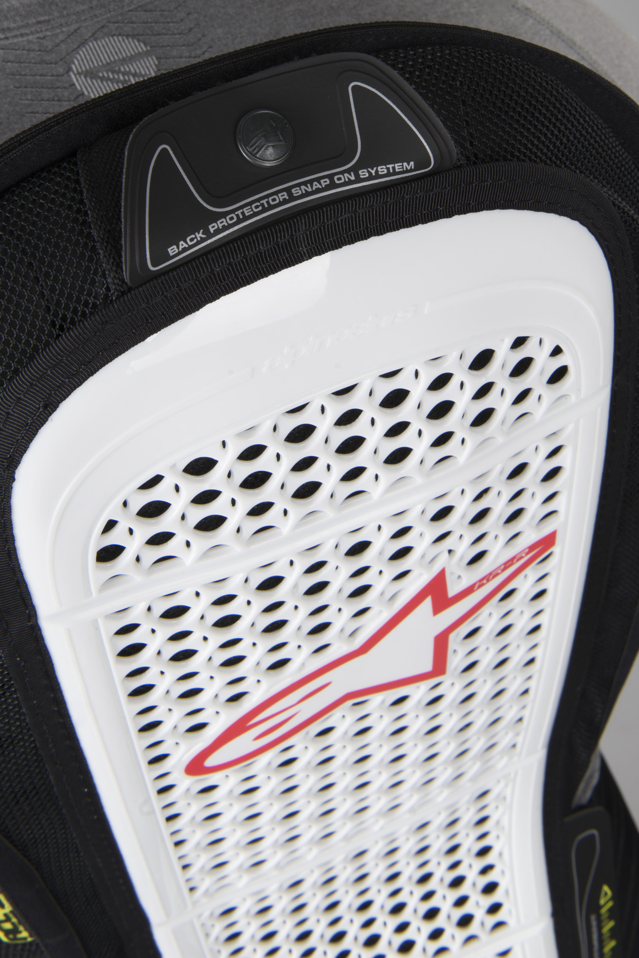 Size Xs Black White Alpinestars Nucleon Kr Ra Ckenprotektor Motorbikes Accessories Parts Dorsal Protection