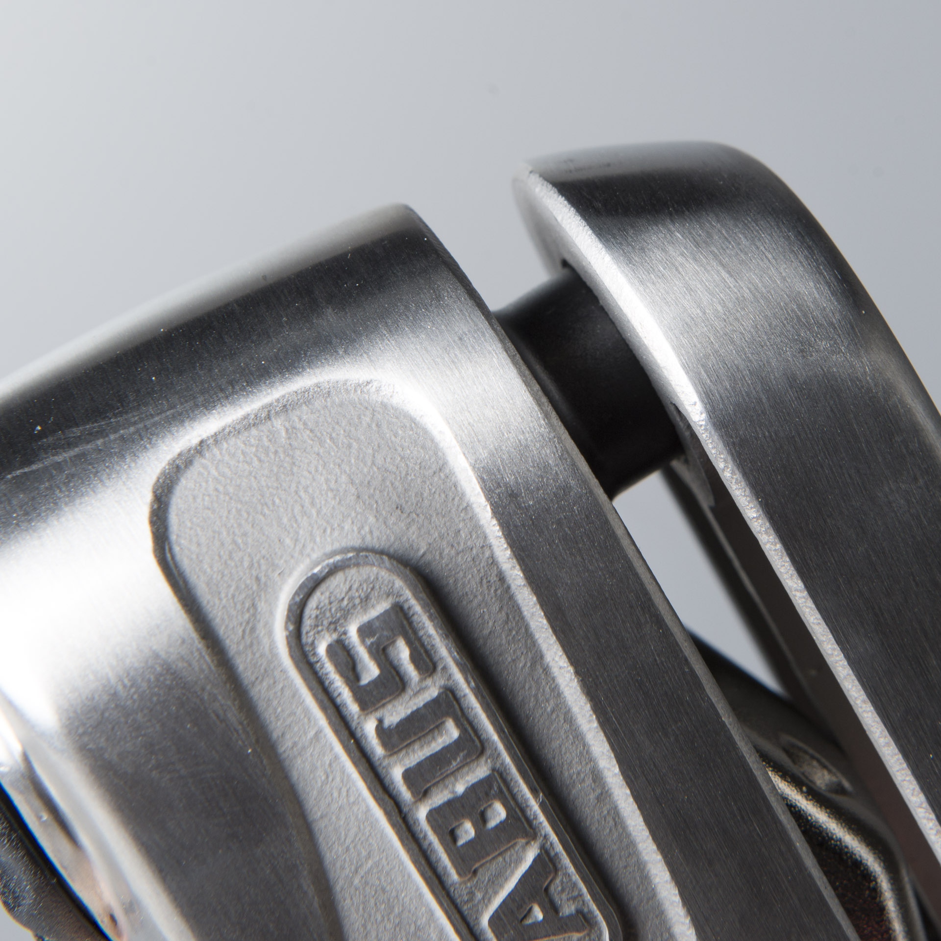 ABUS Granit Detecto 8008 2.0 Brake Disc Lock with Alarm