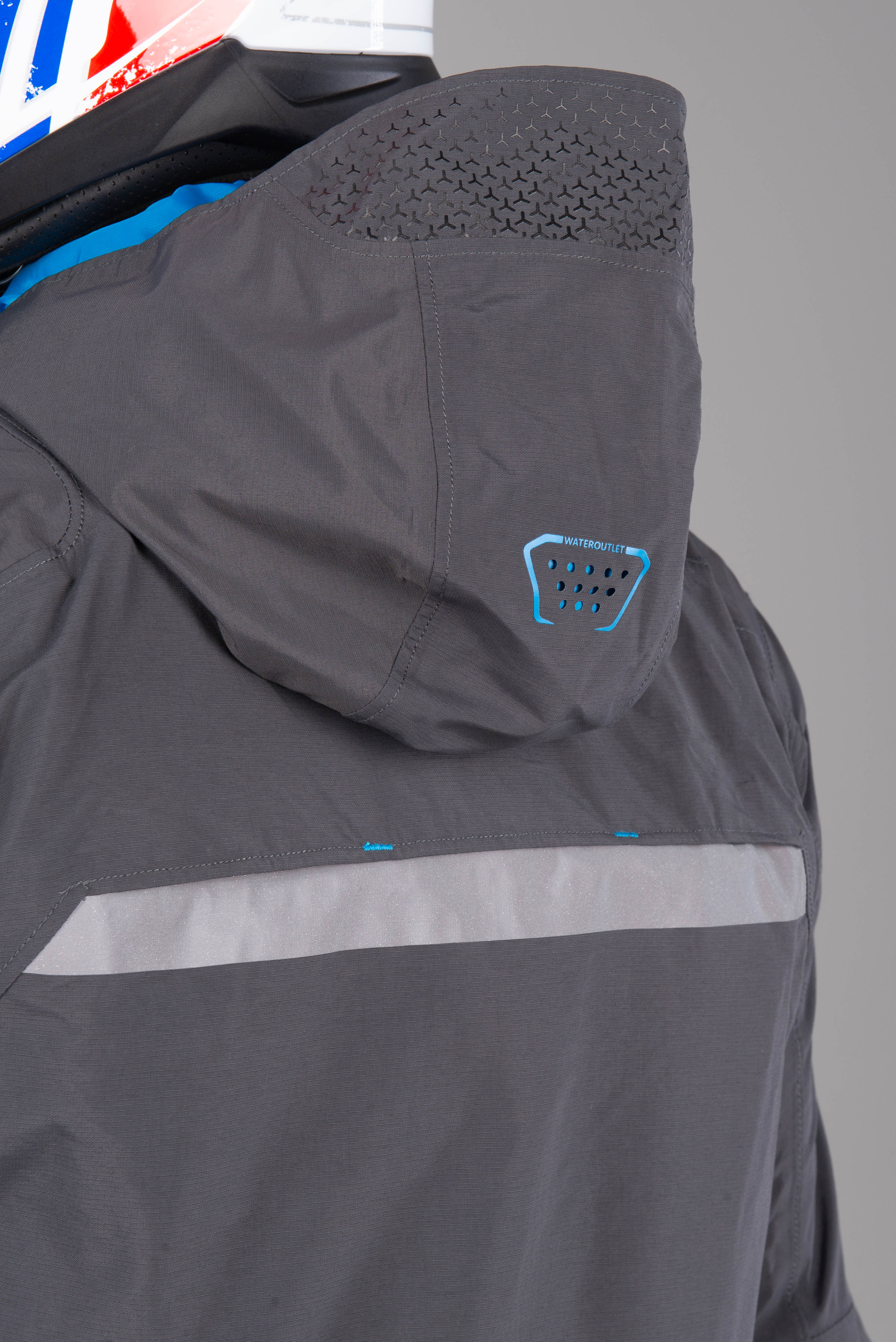 Macna Refuge Rain Hoodie