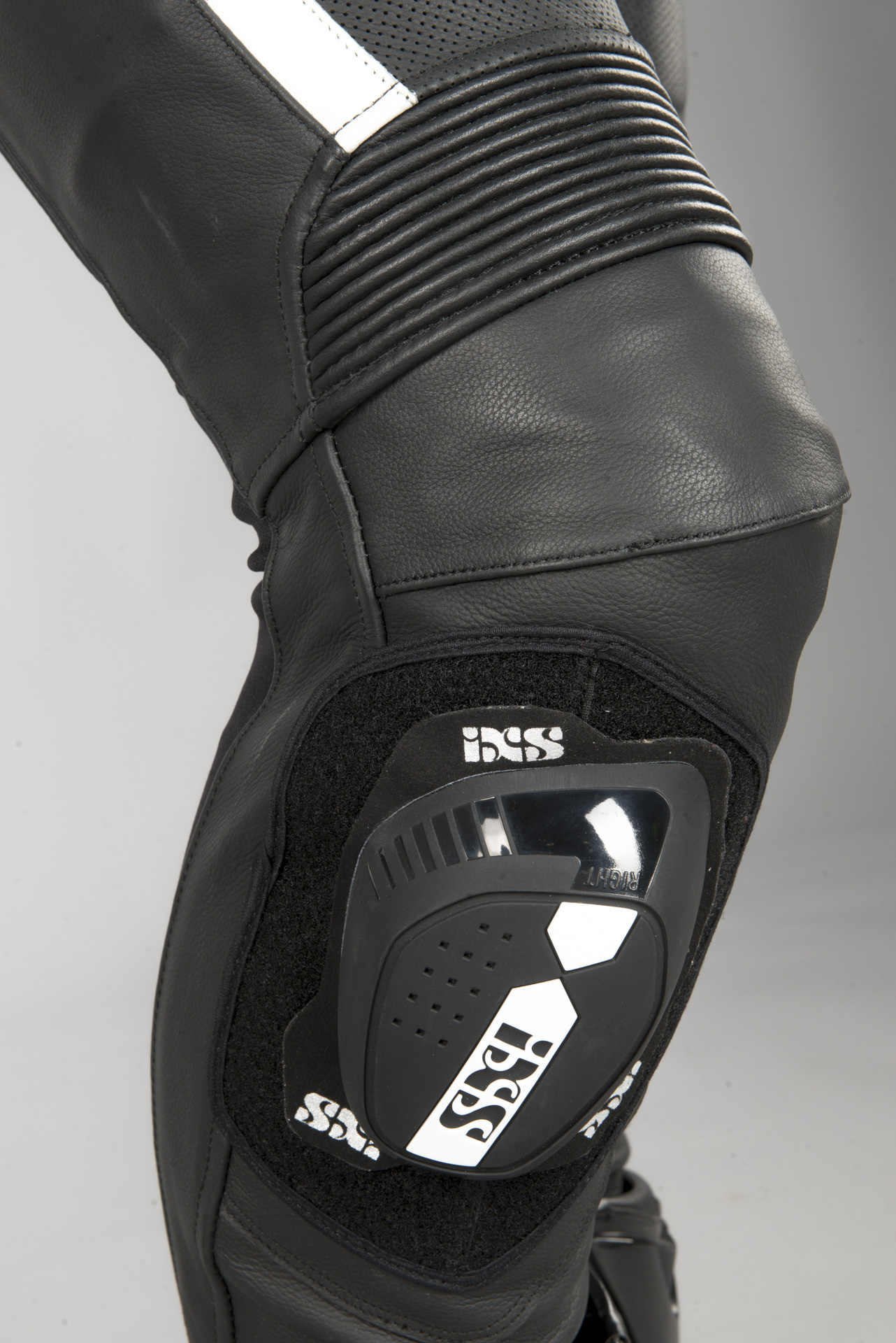 未使用品 IXS イクス レザーパンツ ライダースMOTORCYCLE iXS Sport RS-1000 Leather Suit | 24MX