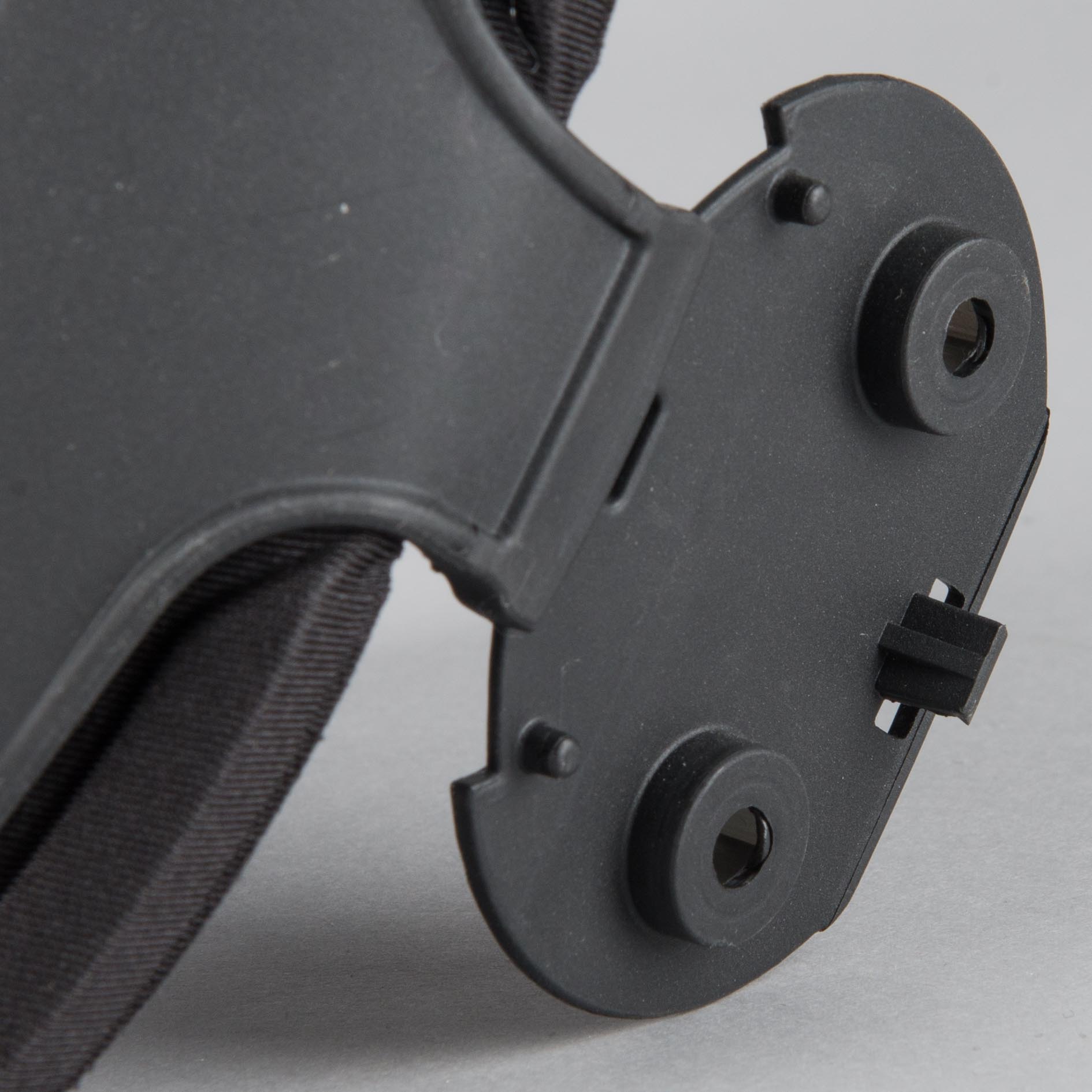 X-Frame Right Knee Cup