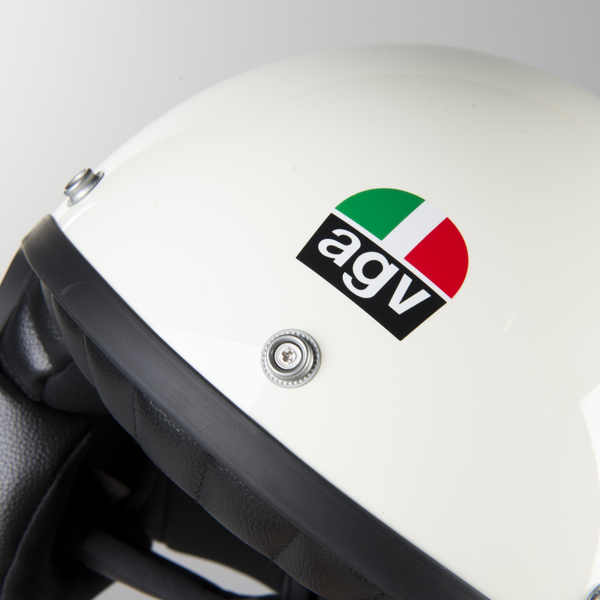 Čelada AGV X70 SOLID