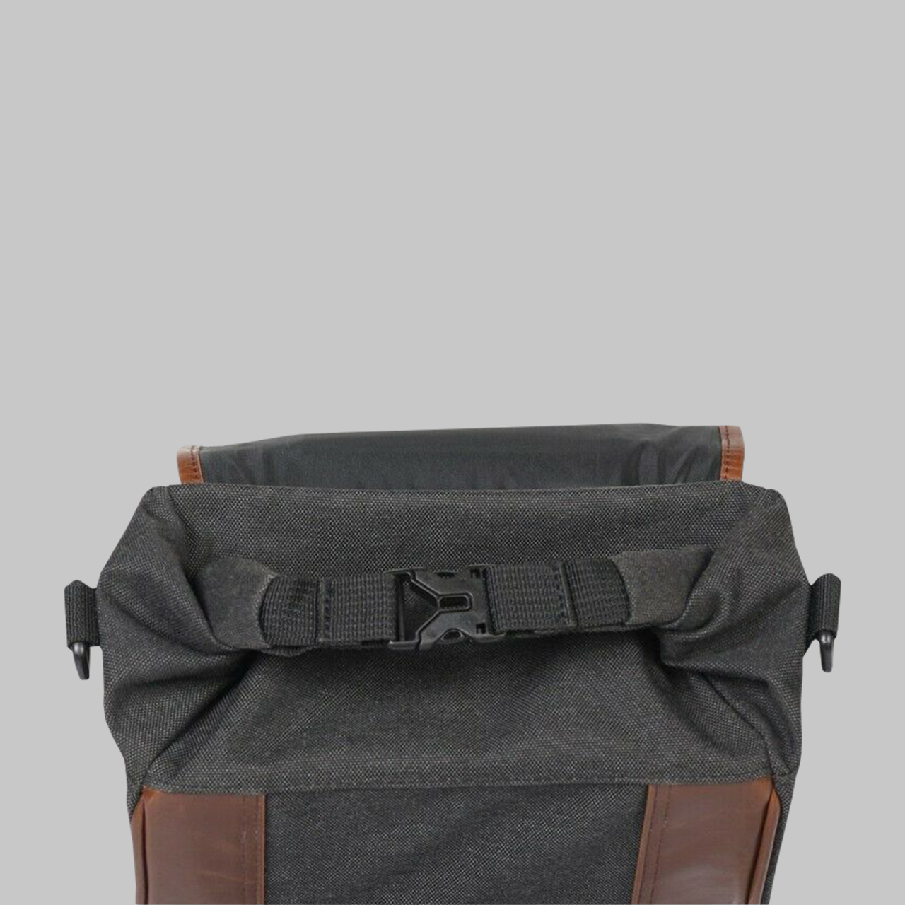 Shad SR38 Café Racer Saddle Bag
