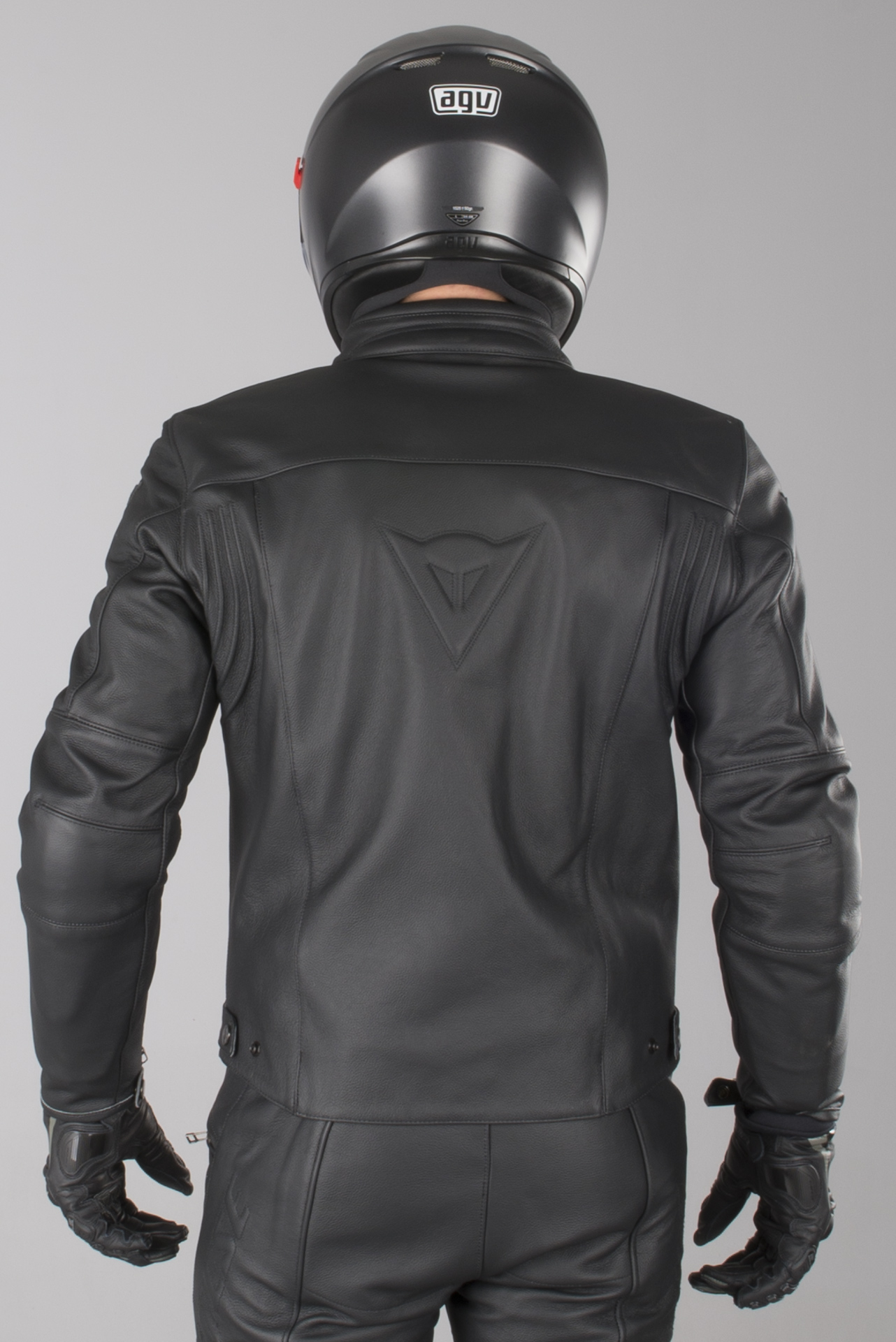 Skinnjakke Dainese Razon Svart Nå 11% Du sparer xlmoto.no Dainese Razon Skinnjakke Sort | | HanssonsMC