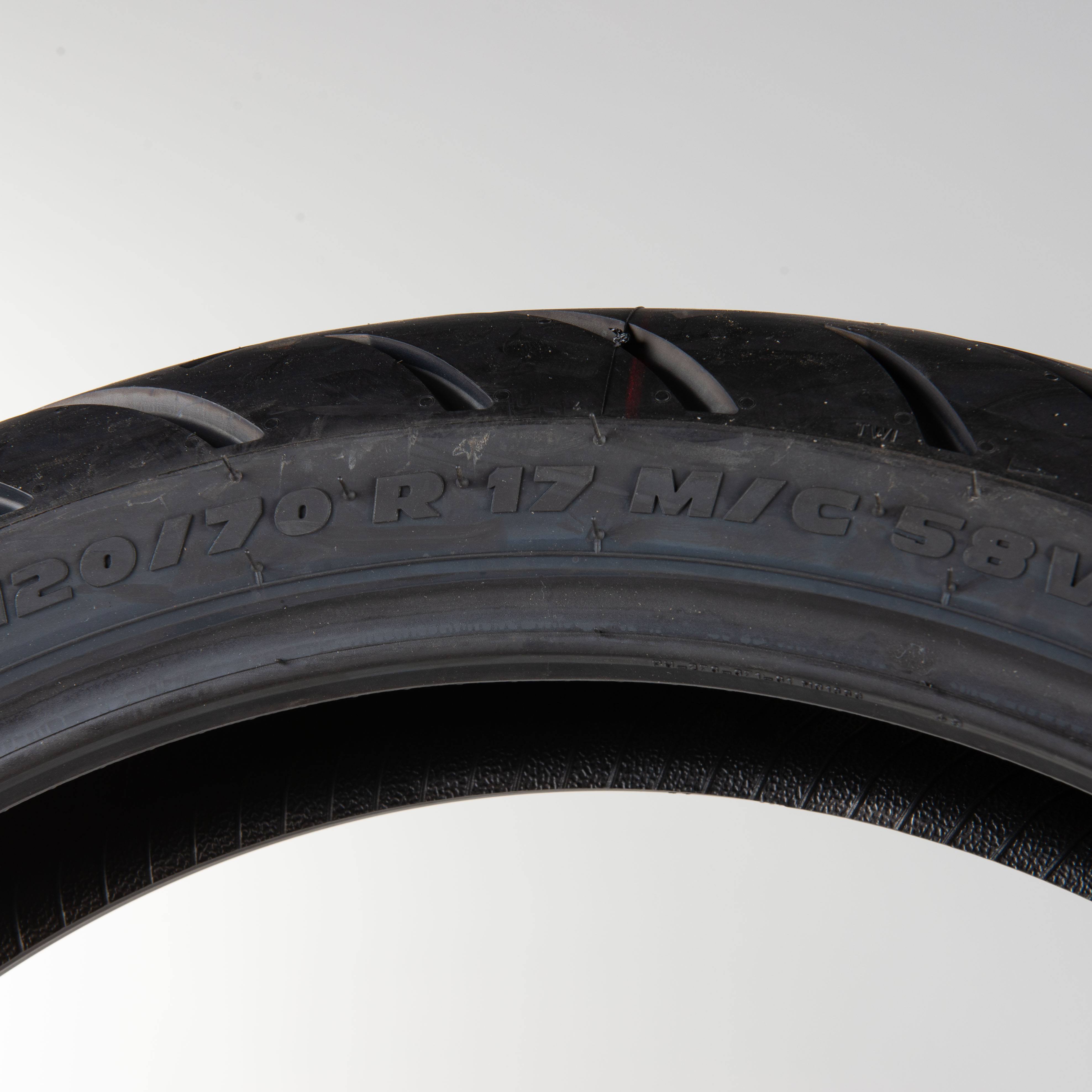 Neumático Delantero de Moto Metzeler ME 888 Marathon Ultra