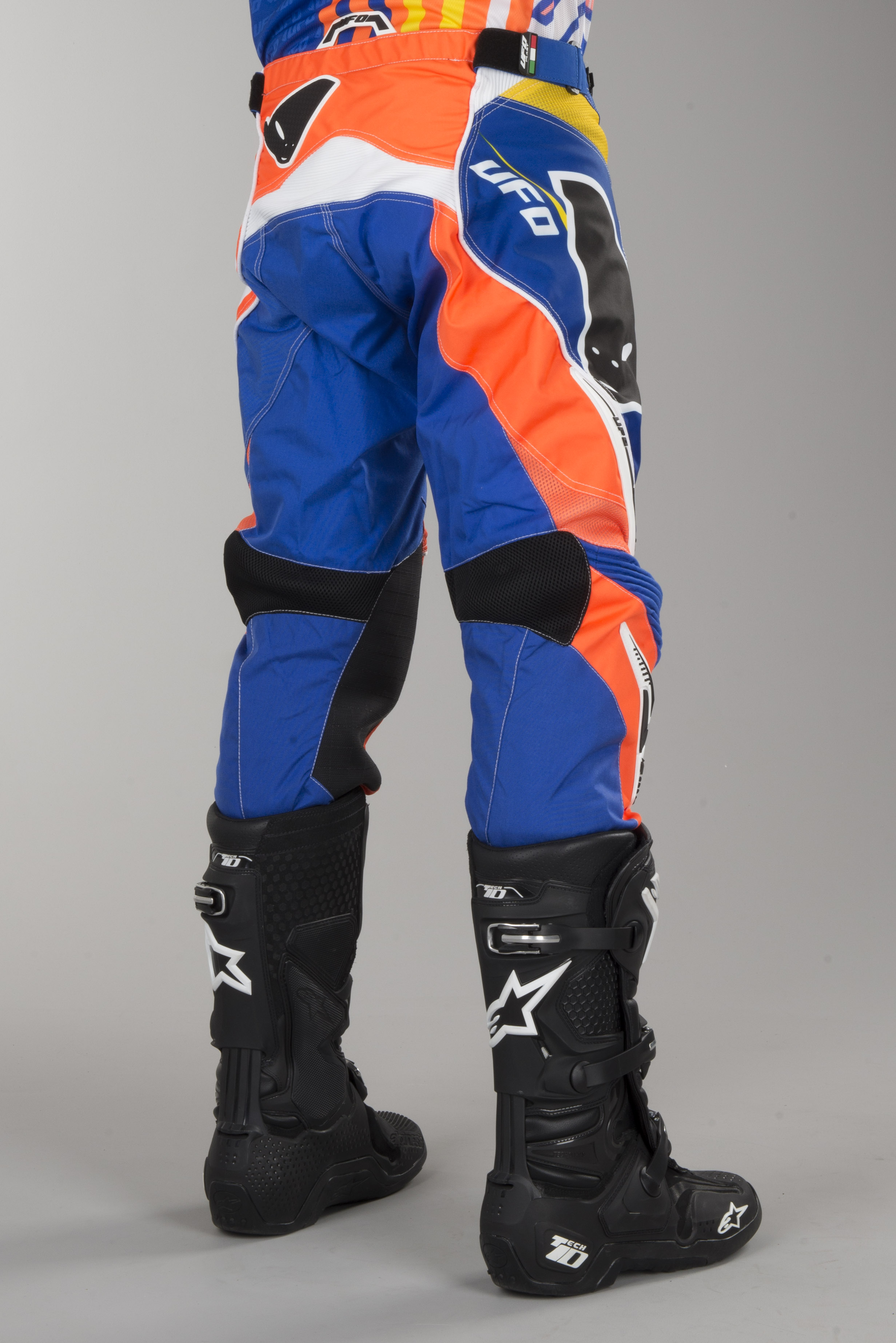 UFO Italy Line Pants