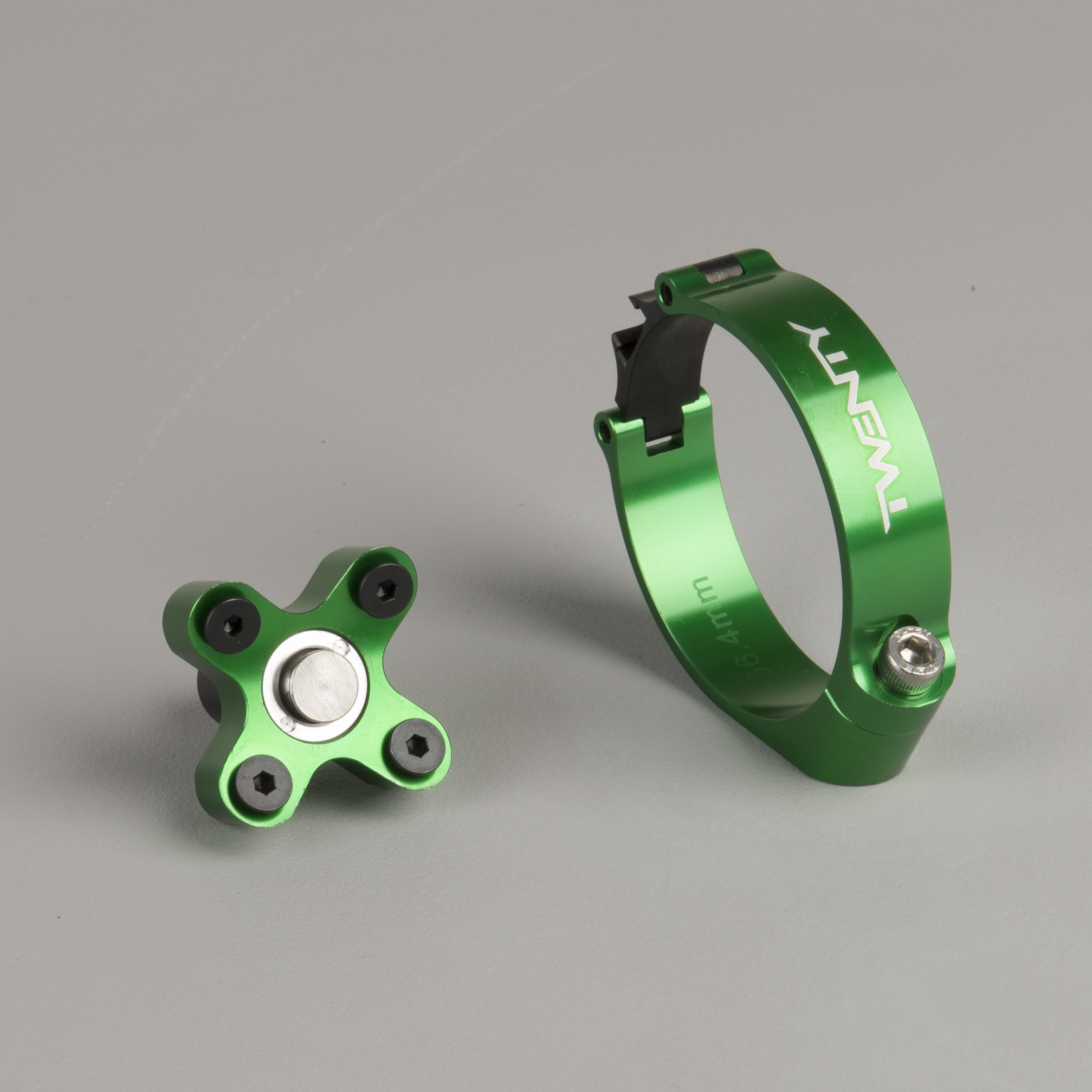 Twenty Holeshot Device