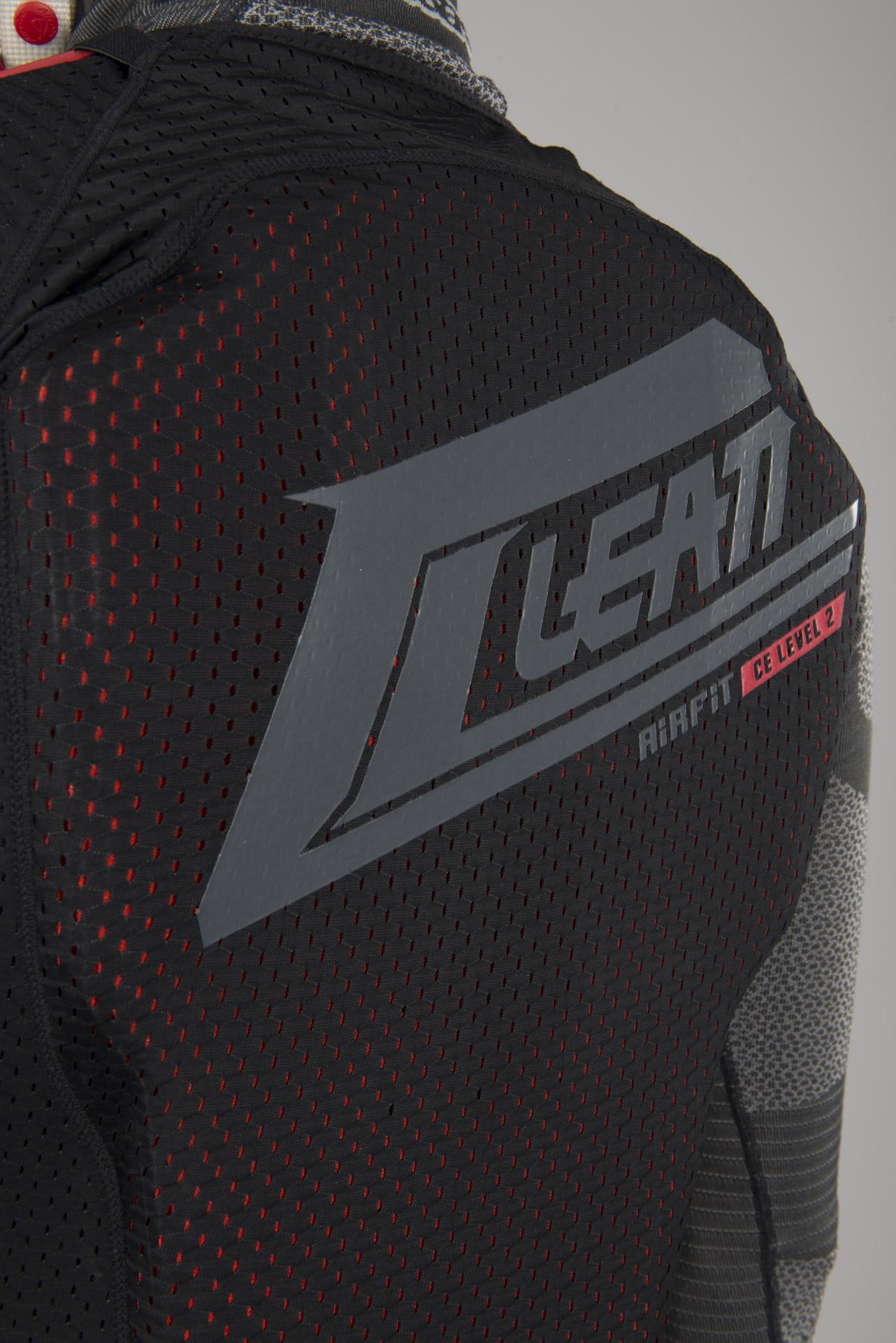 Espaldera Leatt 3DF Negra