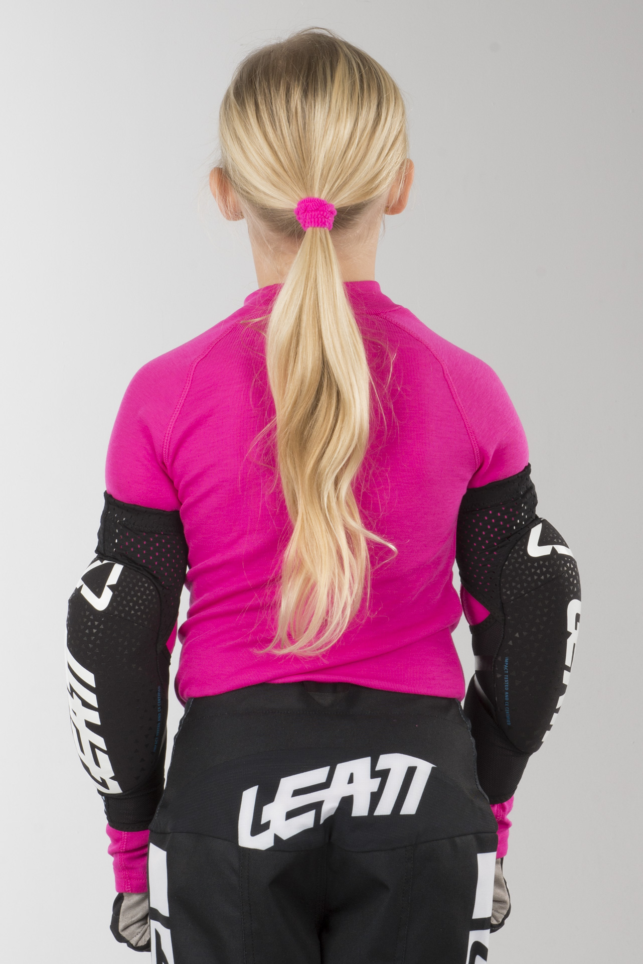 Coderas Leatt 3DF 5.0 Junior Blanco-Negro