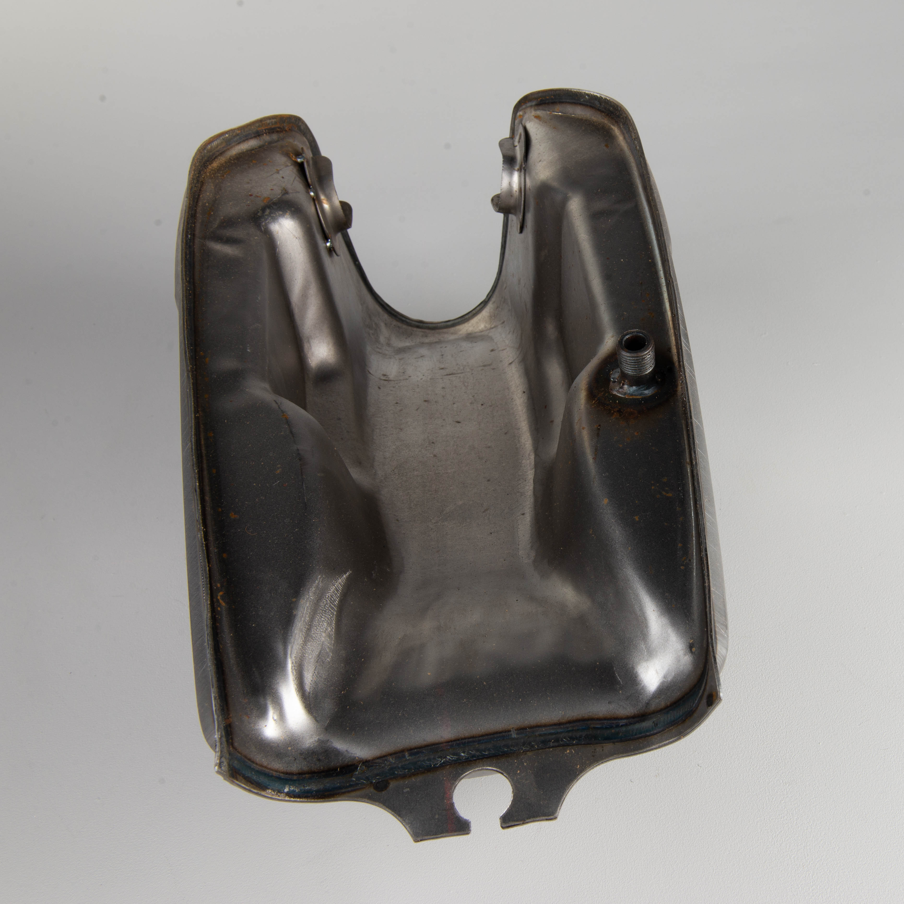 Snell Unforgiven Fuel Tank Raw