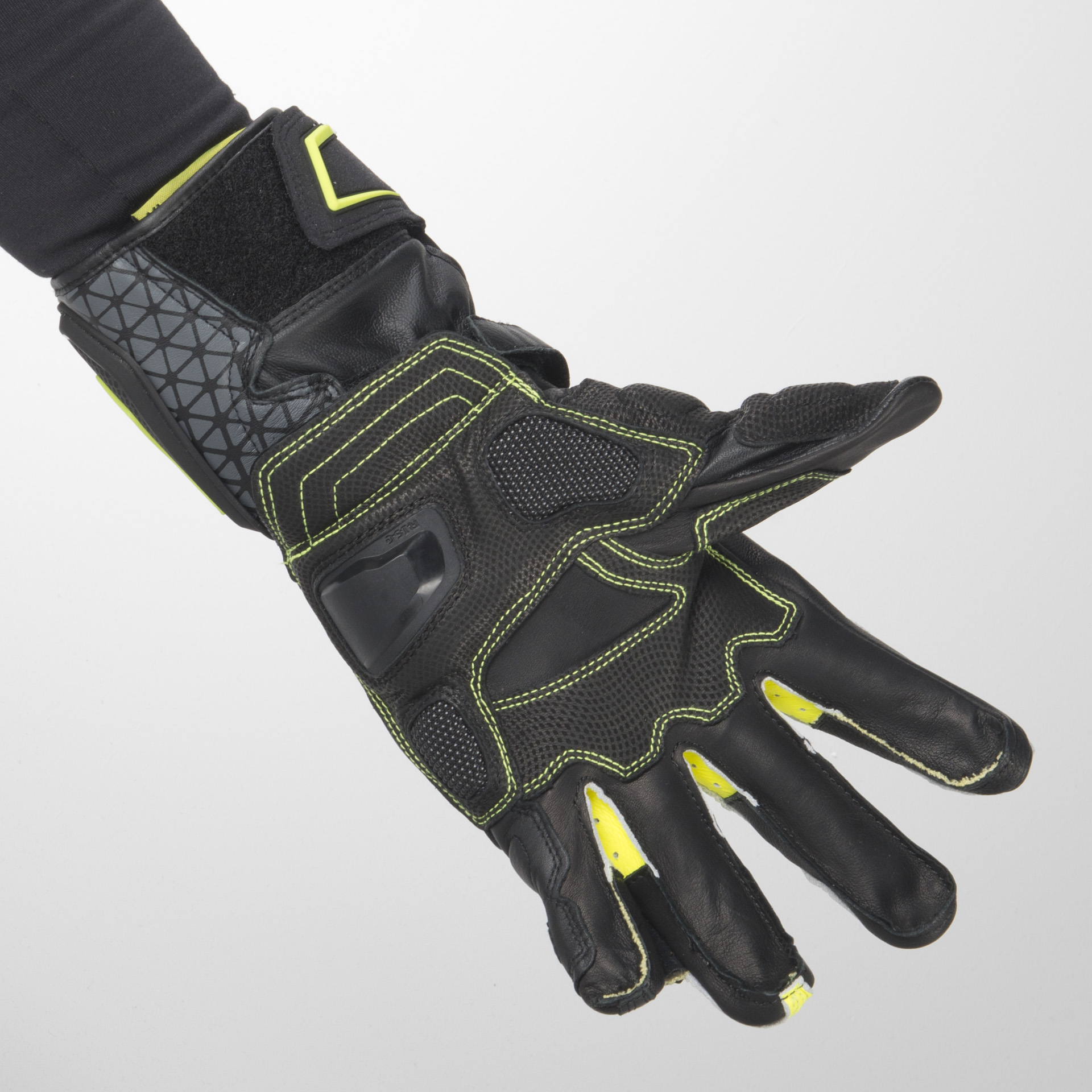 Macna Track R Gloves