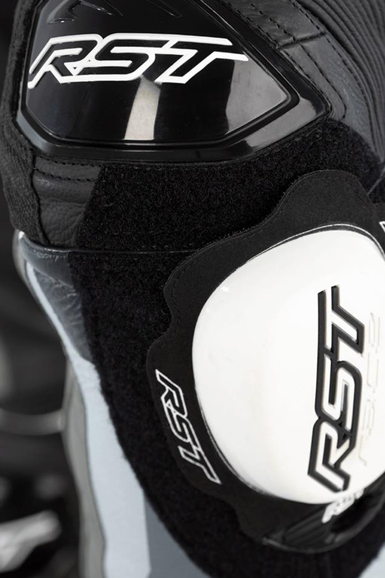 Mono de Cuero RST Pro Series Airbag
