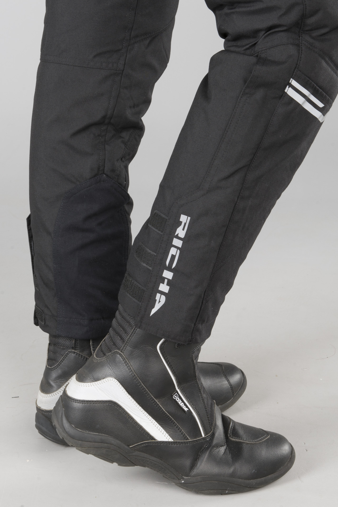 Richa Phoenicia Short Leg Women's Trousers