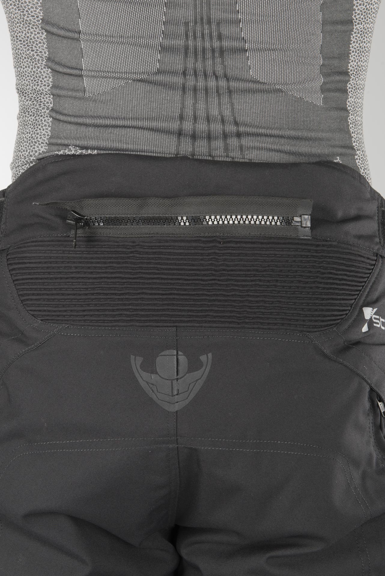 ON BOARD Stone 4 Seasons MC Trousers