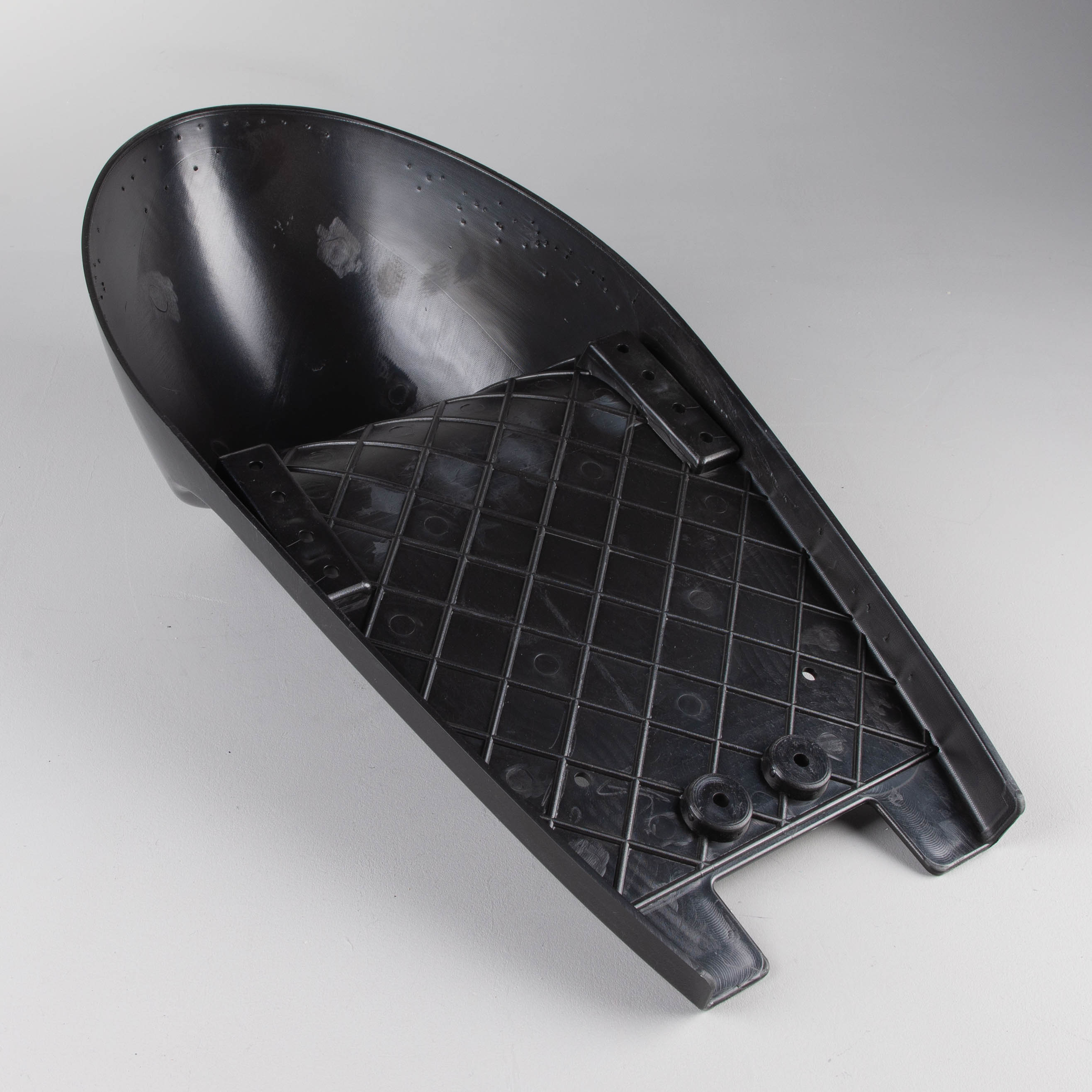 Snell Kuts Sell Simple Racer Black