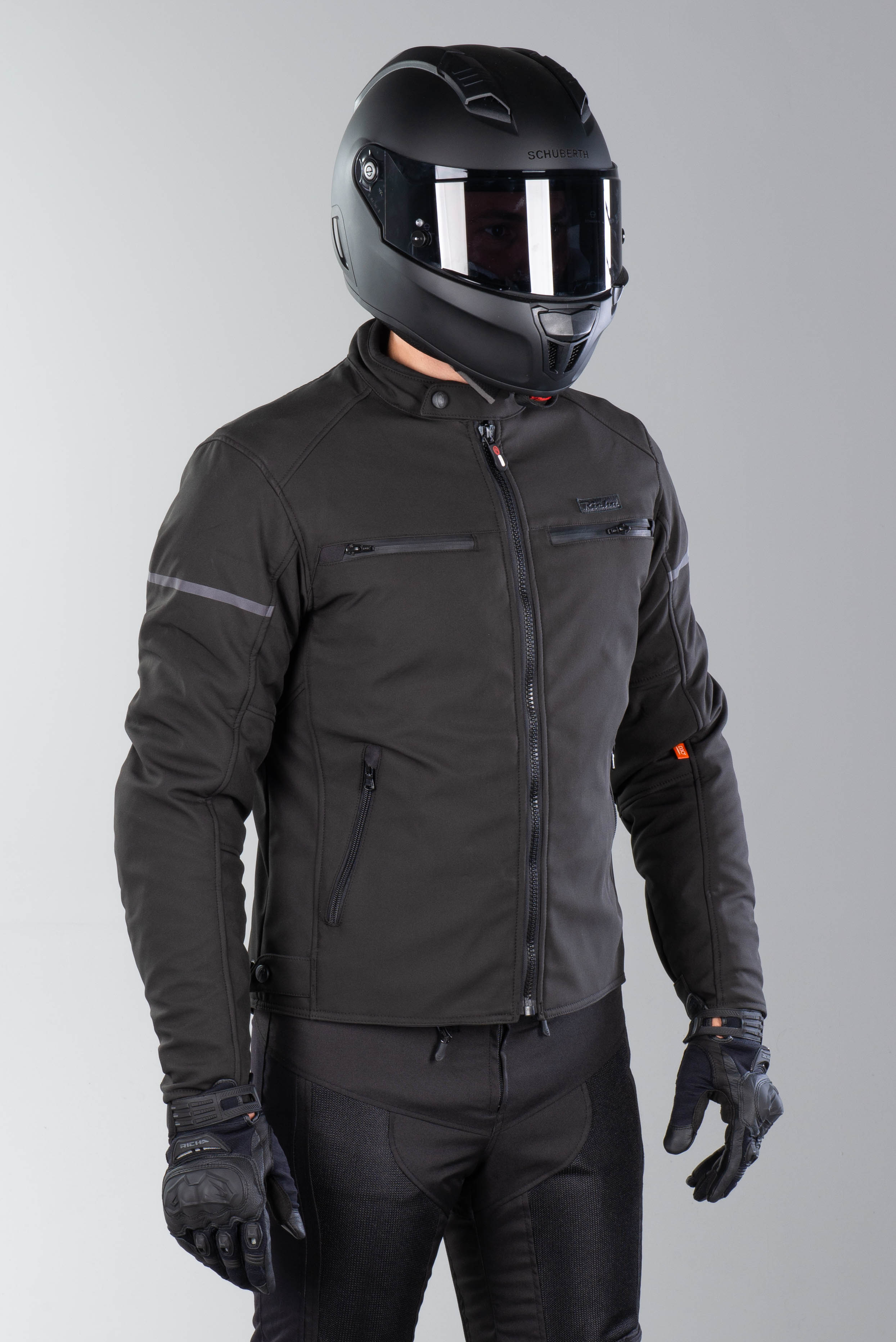 Richa Shell Jacket