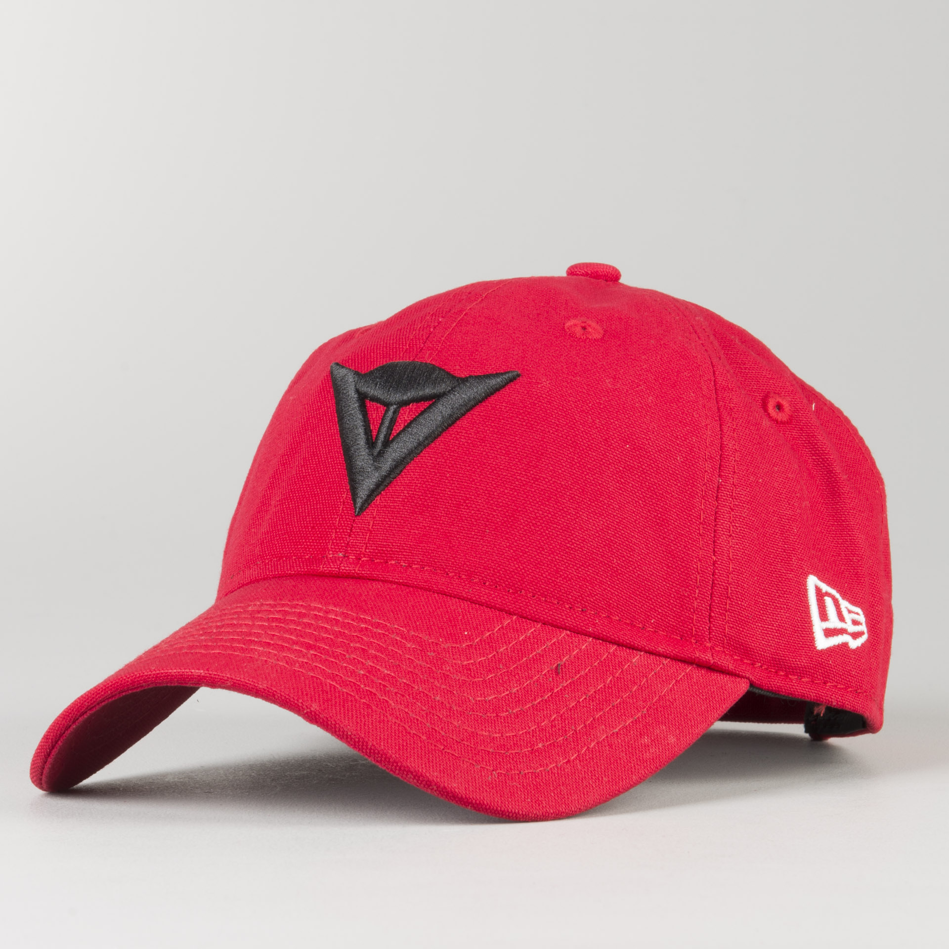 dainese 9twenty hat