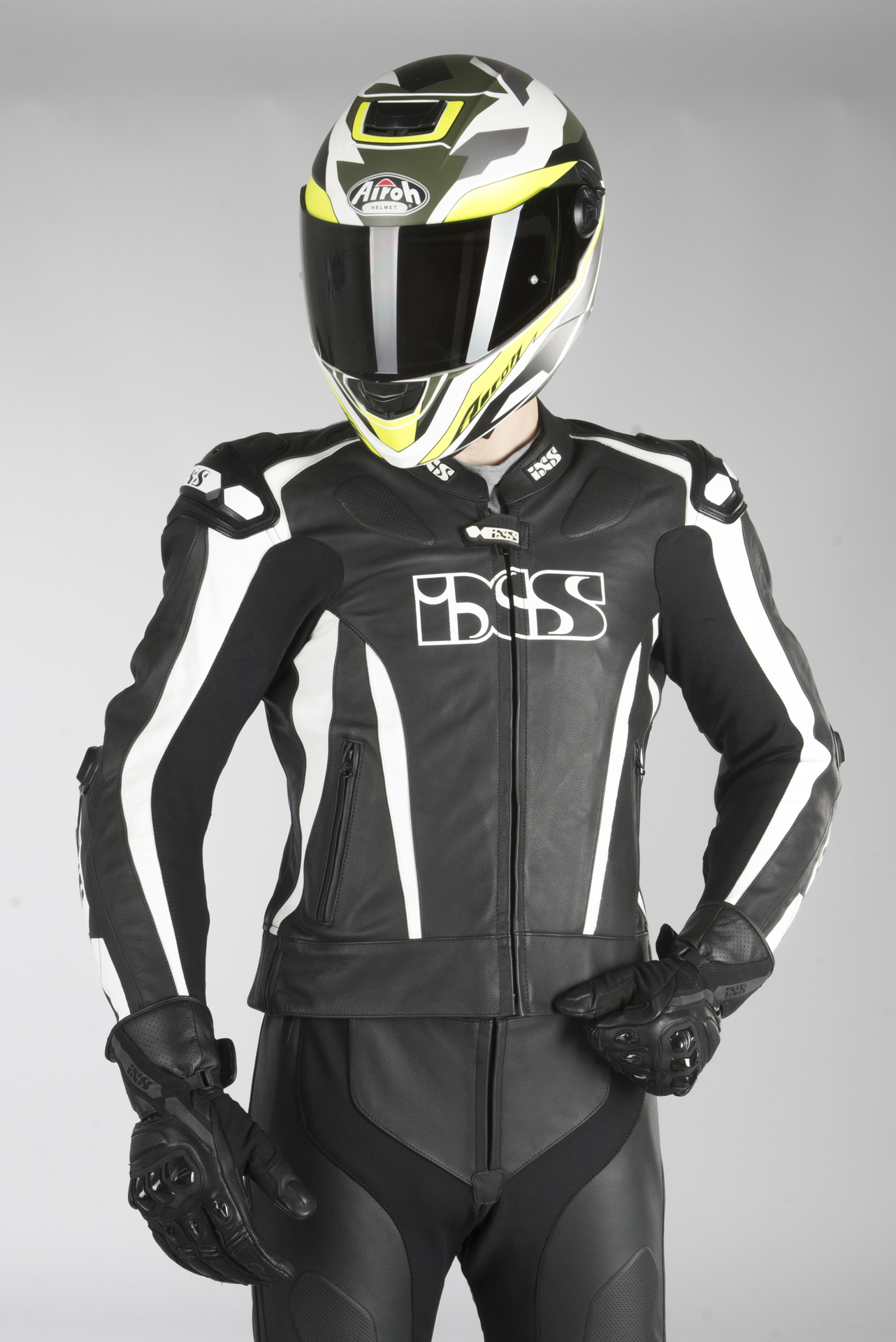 IXS