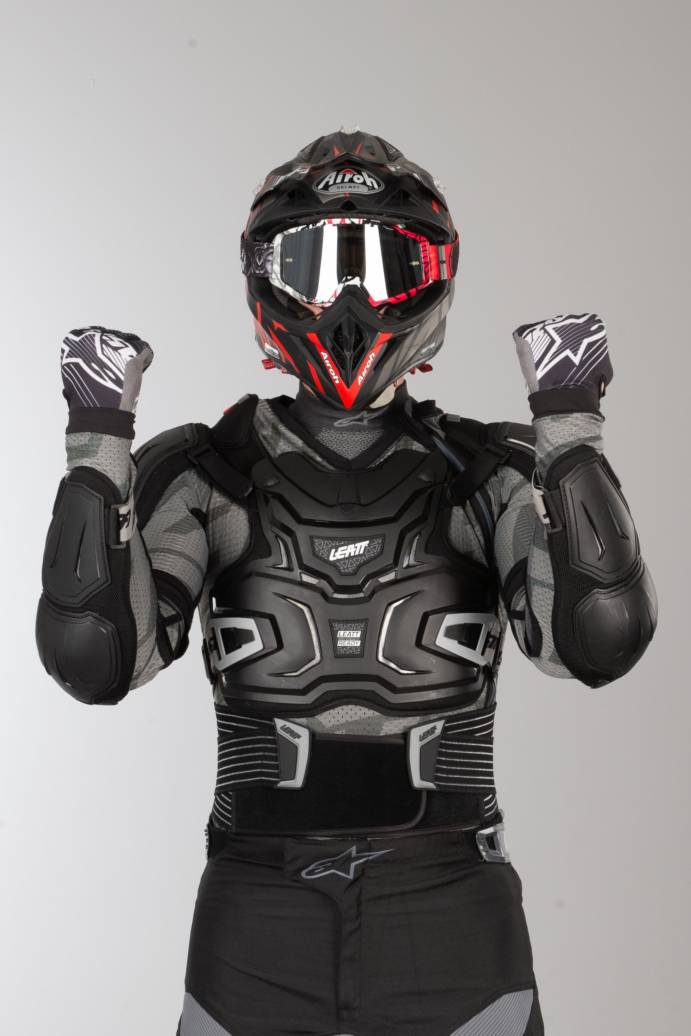 Leatt Adventure Body Protector Black Now 49 Savings 24mx.co.uk