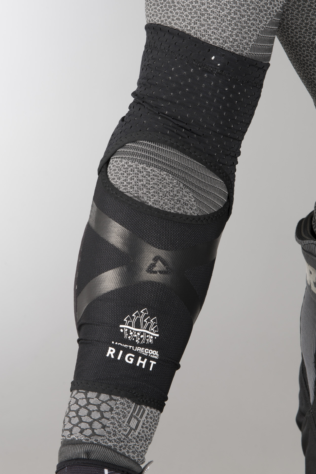 Leatt 3DF 5.0 Elbow Protection White-Black
