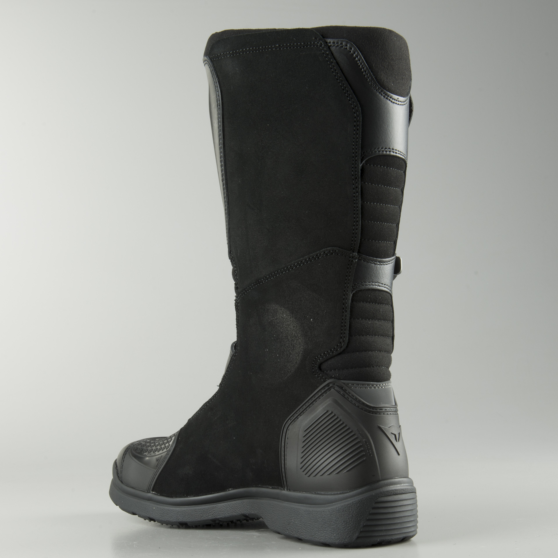 Stövlar Dainese Centauri Gore Tex® Svart Nu 10% rabatt Kort om| CE certifierade stövlar. Standarden för skor har