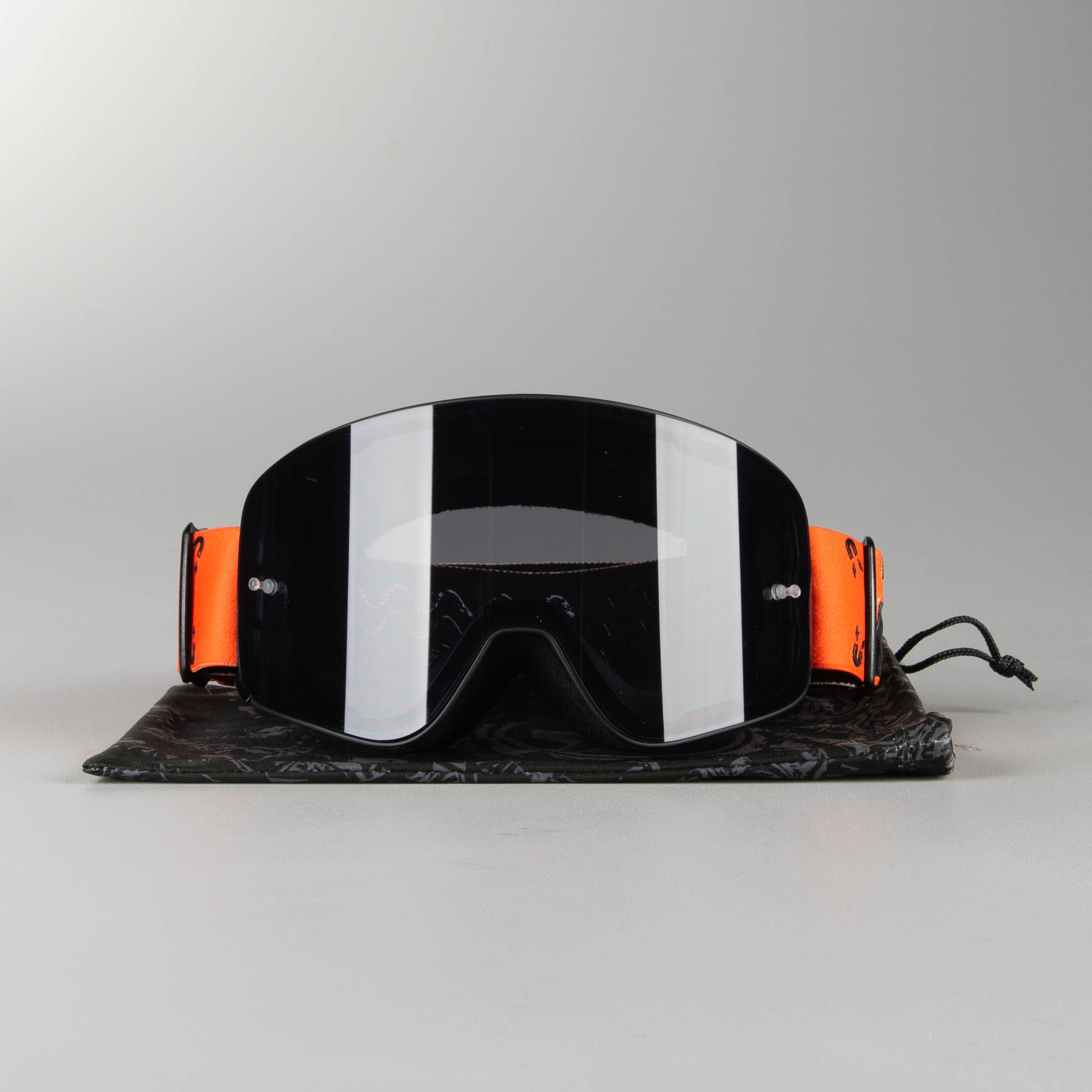 Raven Edge Magnetic Blackout MX Goggles
