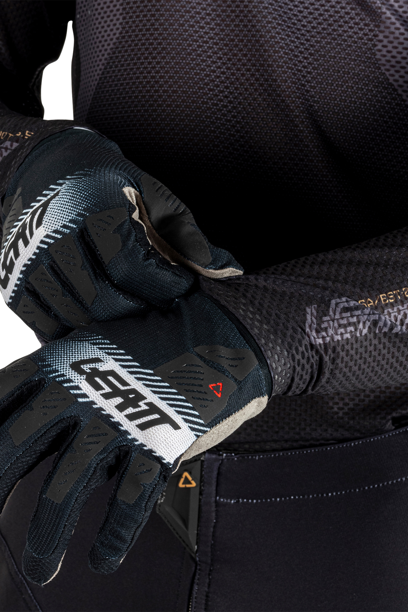Crosstrui Leatt Moto 5.5 UltraWeld V25