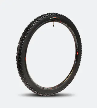 Guma s Čavlima BLACK ICE 400