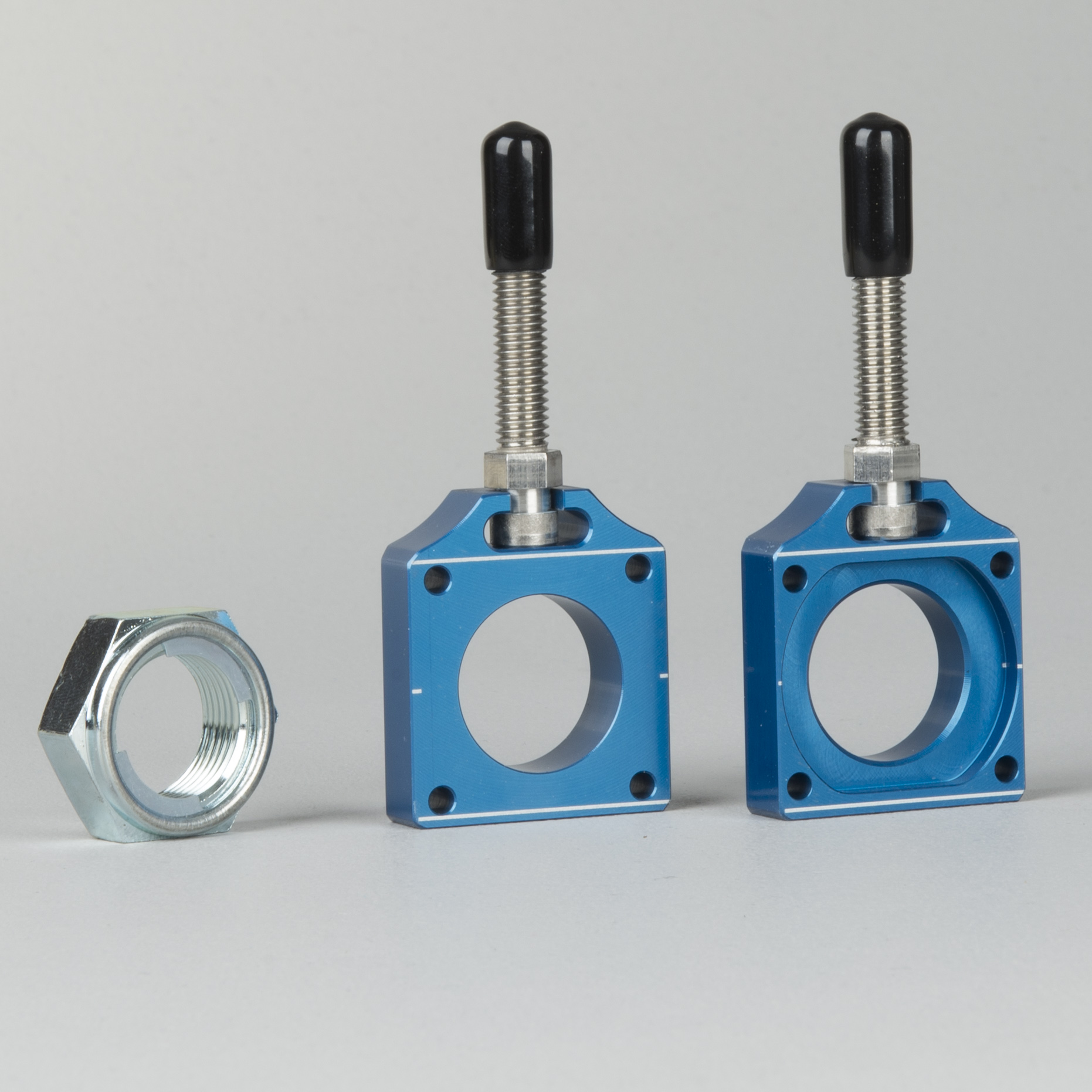 Achteras afstandhouder / bevestiging voor kettingspanner BOLT
