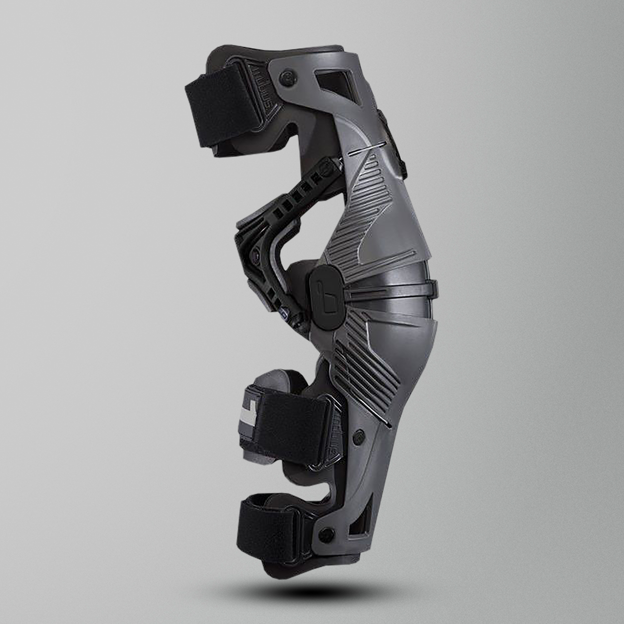 Mobius X8 Storm Knee Guards Black-Grey