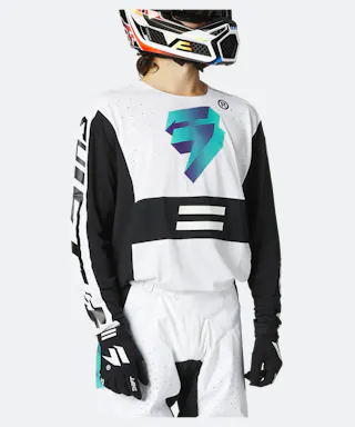 Crosstrui Shift Black Label UV