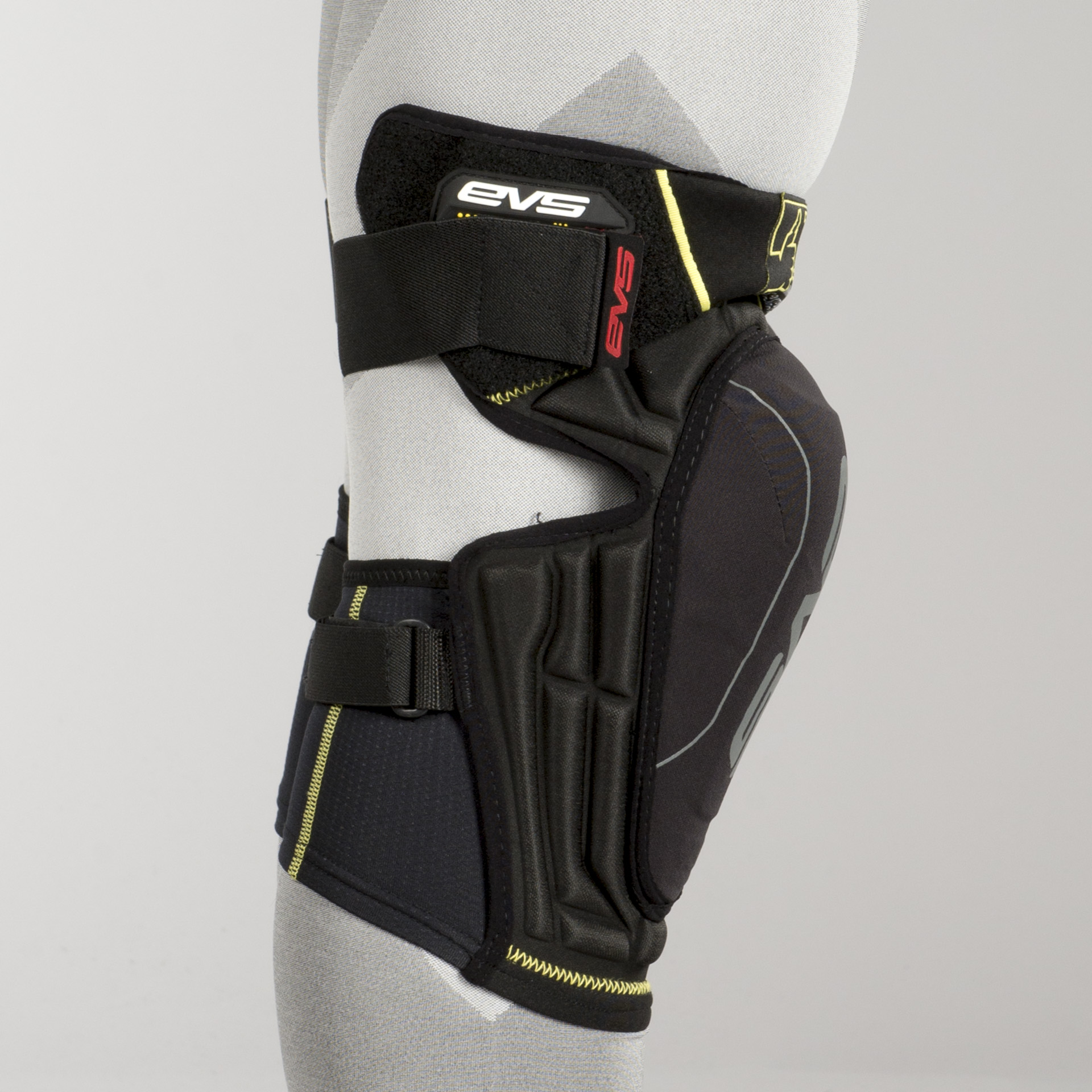 EVS TP199 Light Travis Pastrana Knee Guards Black