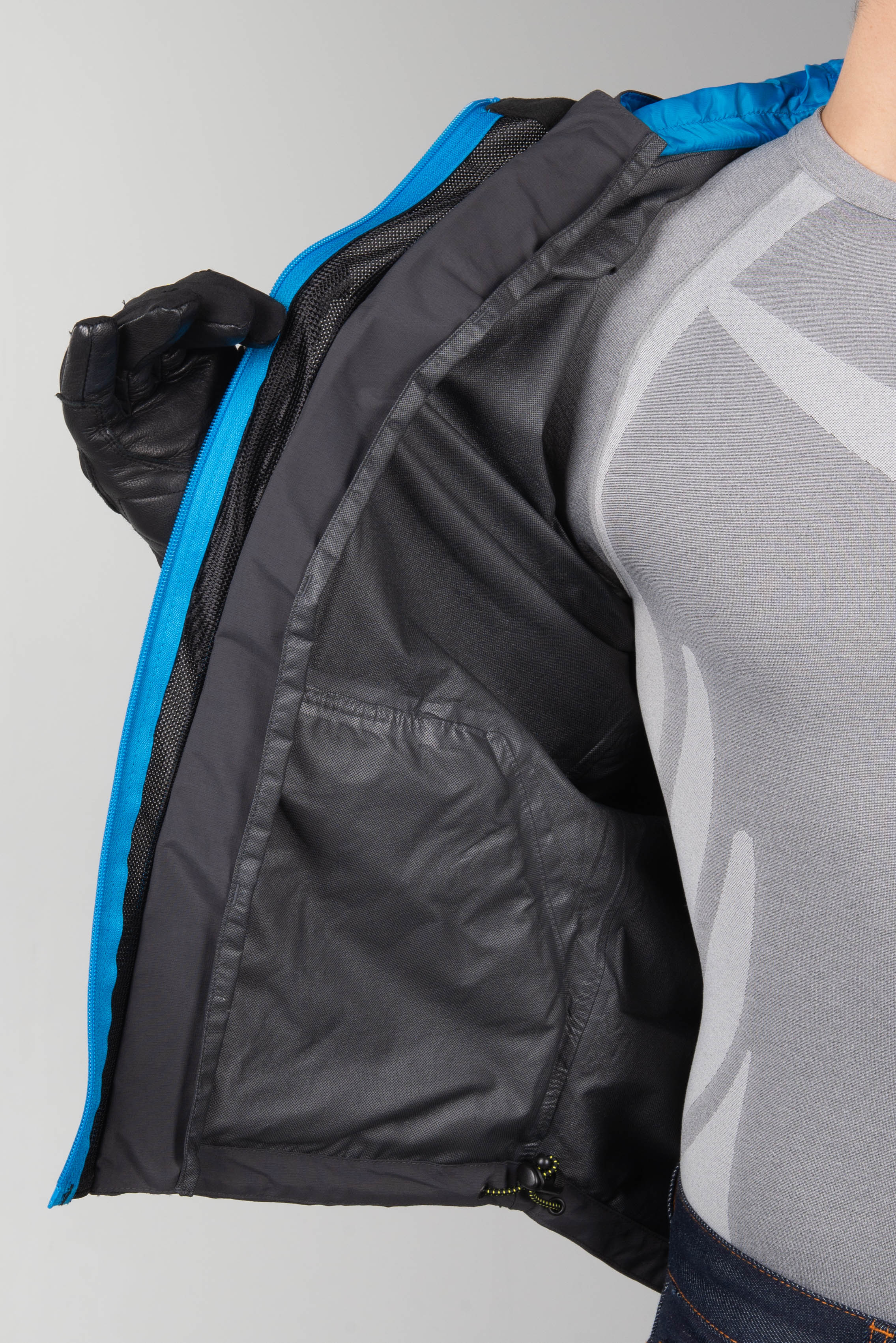 Macna Refuge Rain Hoodie