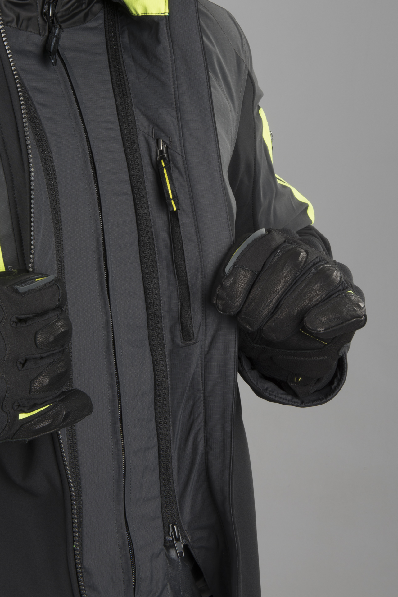 Chaqueta Softshell de Moto Macna Aytee Night Eye