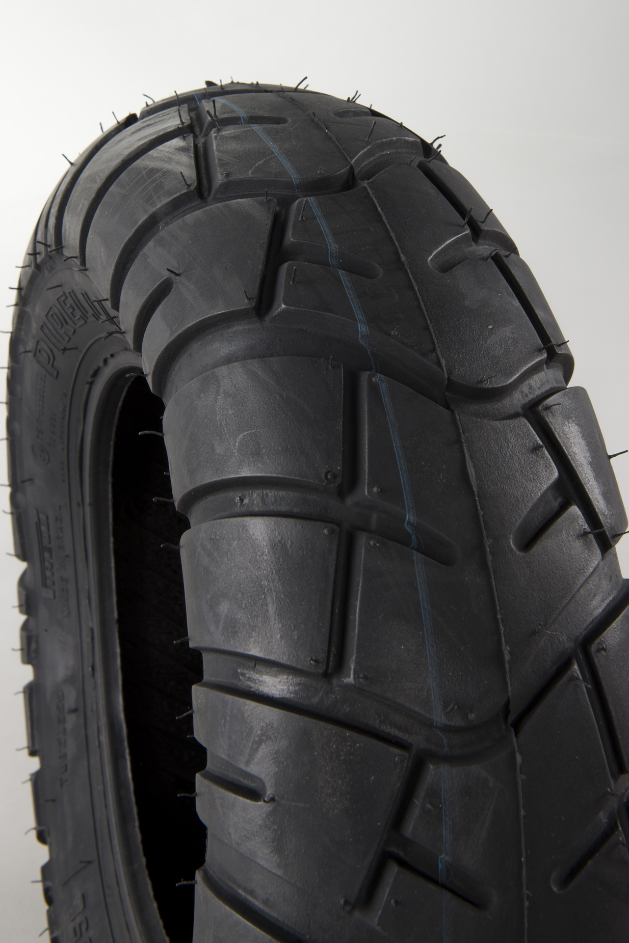 Neumático Trasero de Scooter Pirelli SL 90™