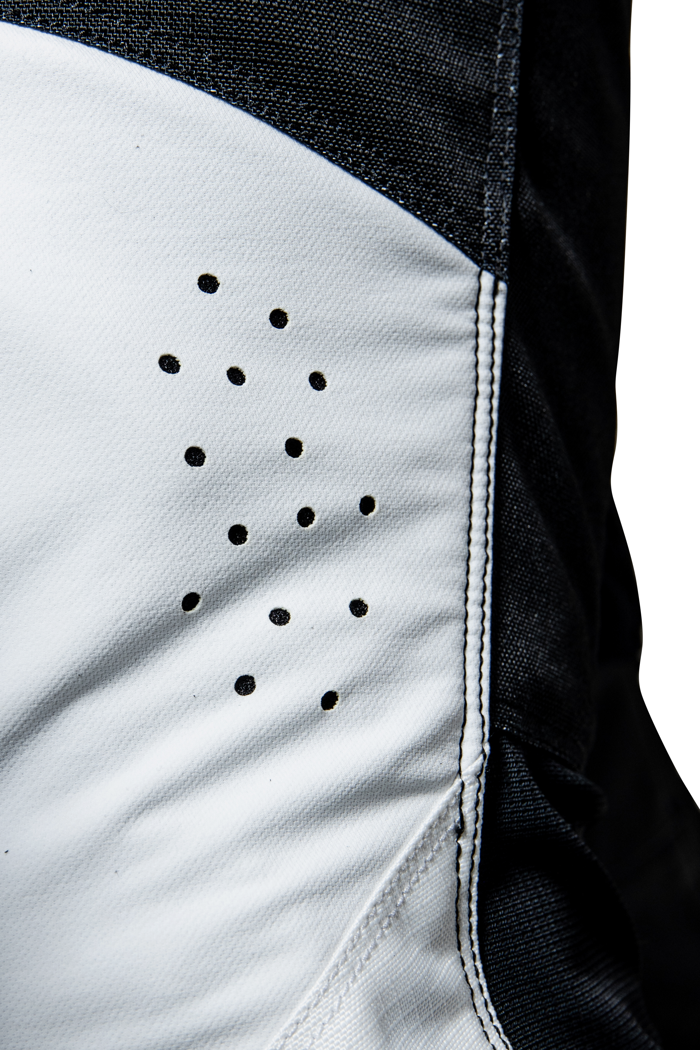 Crossbroek Raven RV-One